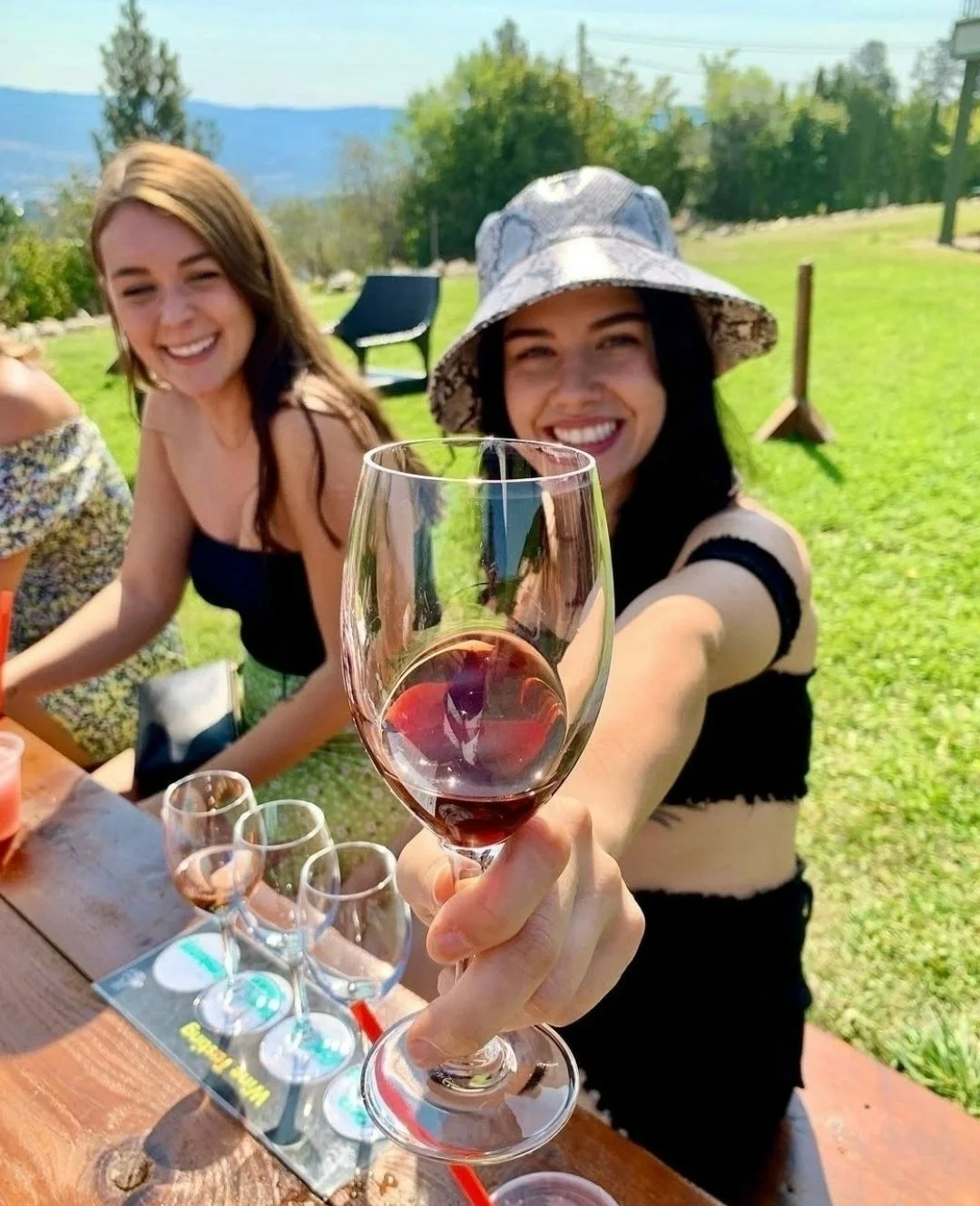 Guess what?! Walk-in tastings are now available! 

Spontaneous wine dates? YES, PLZ!

Stop by and join us for a tasting&mdash;no reservation required.

Want to guarantee your spot? You can still book ahead online, but if you're in the neighborhood an