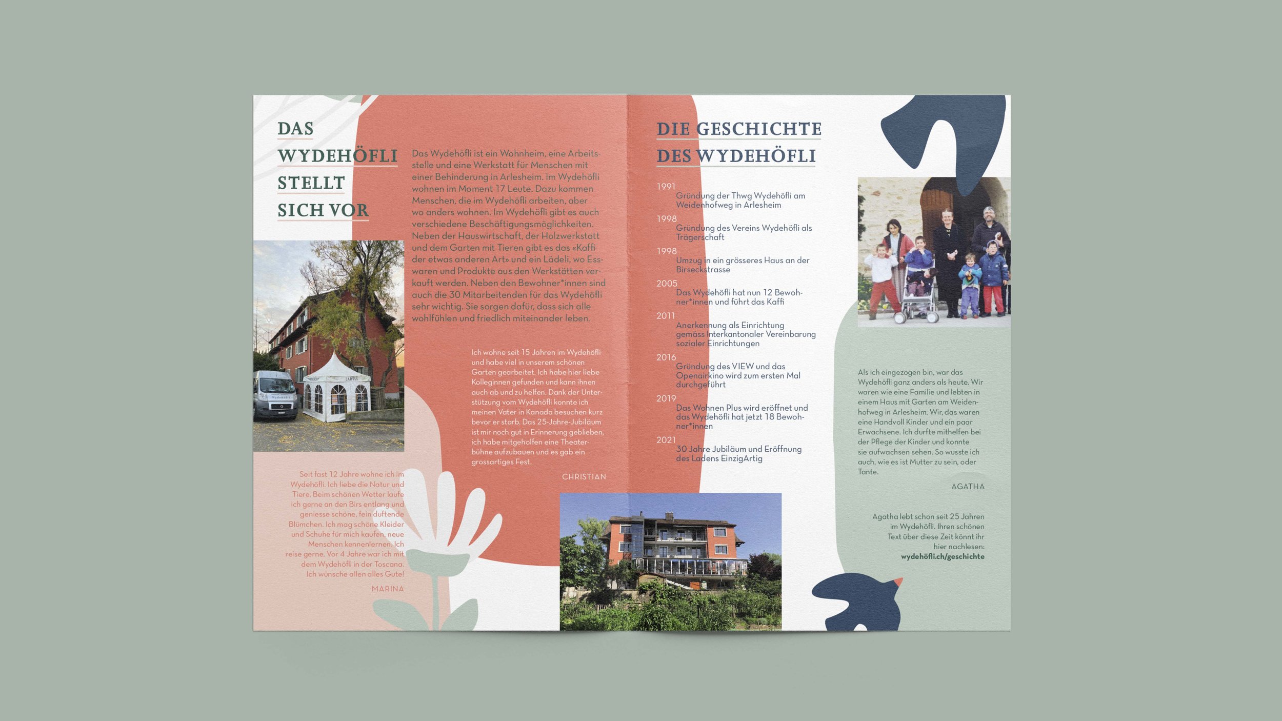 02-Folded-Paper-Mockups.jpg