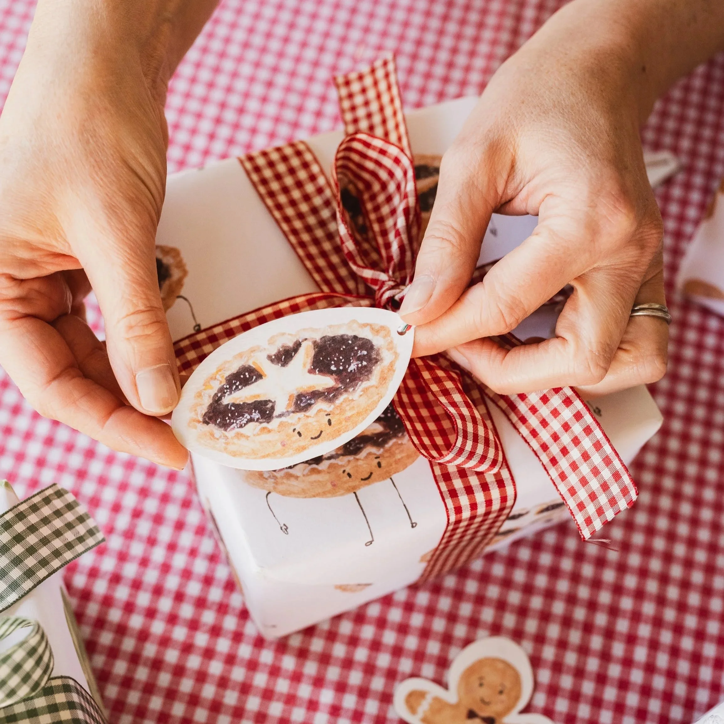 Mince Pie Christmas Gift Tags