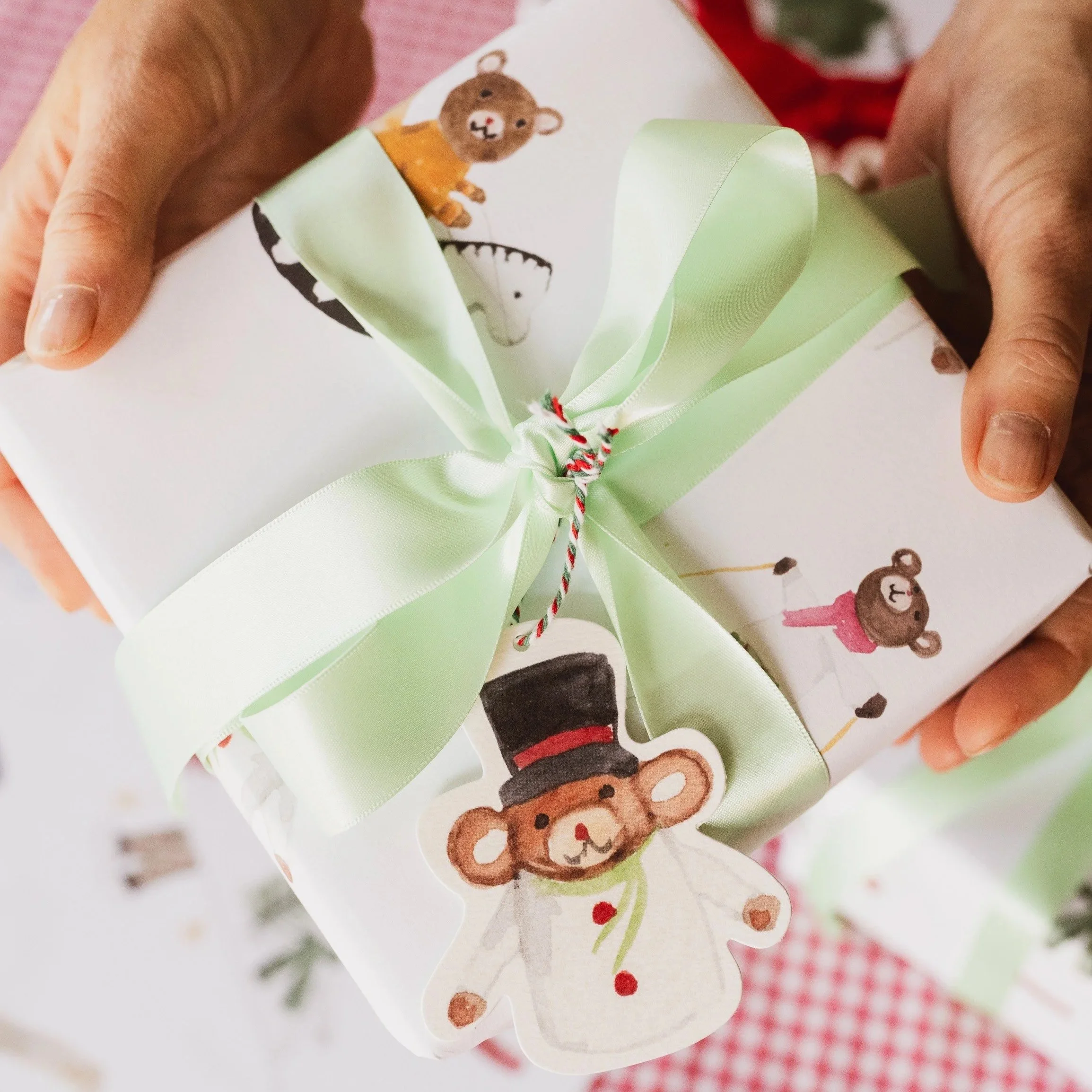 Top Hat Bear Christmas Gift Tags