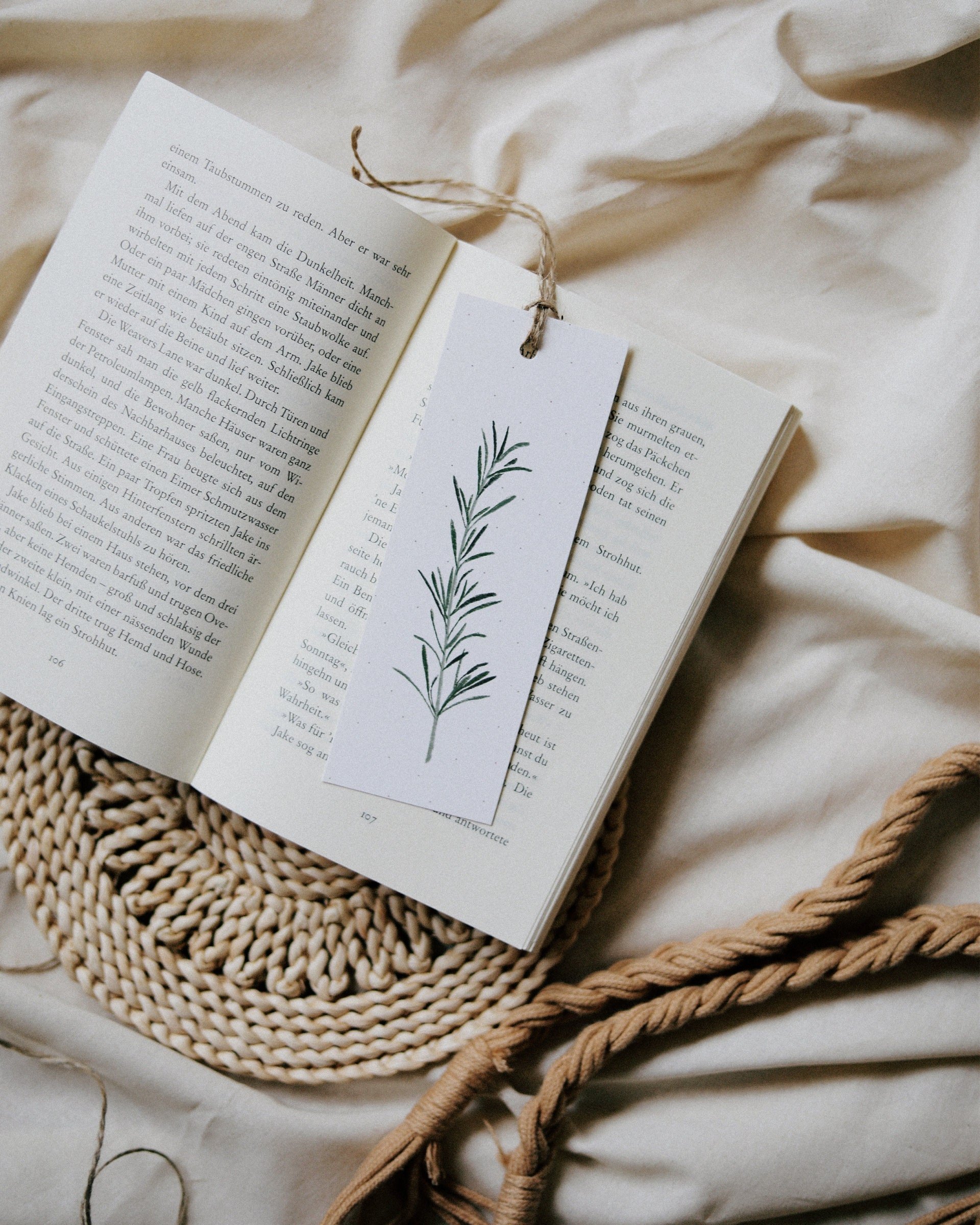 https://i.etsystatic.com/15606479/r/il/401d2a/2220587534/il_fullxfull.2220587534_diku.jpg