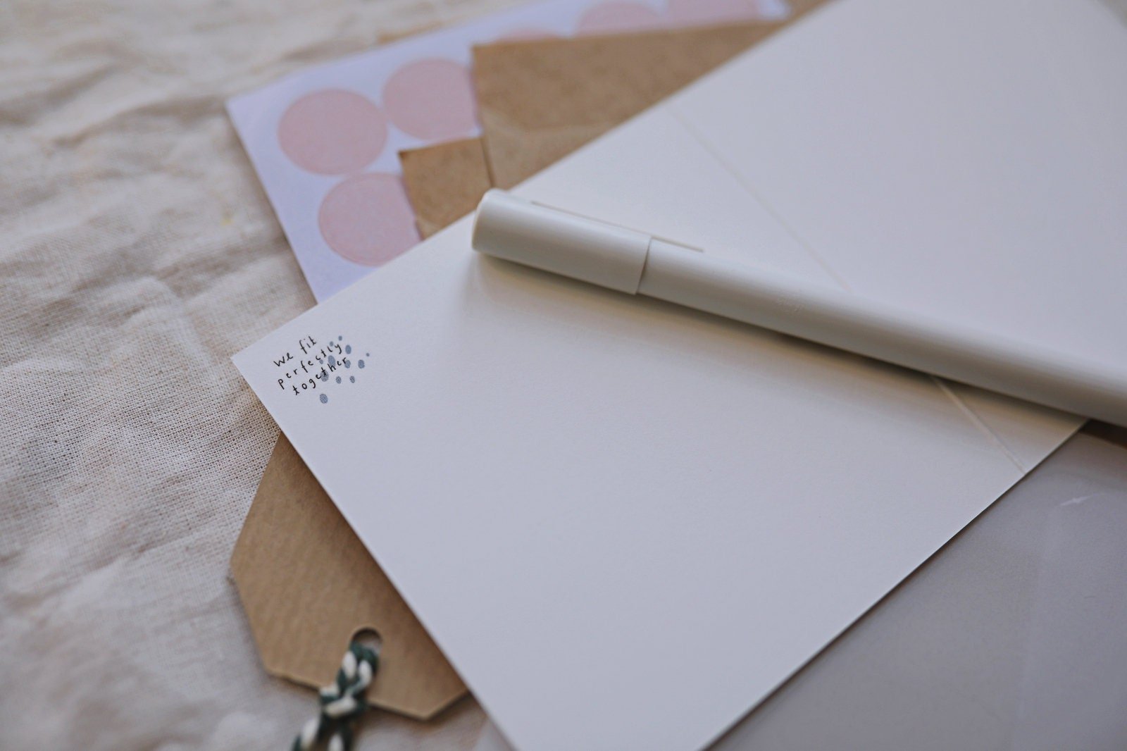 https://i.etsystatic.com/15606479/r/il/43a6af/2155367982/il_fullxfull.2155367982_qywn.jpg