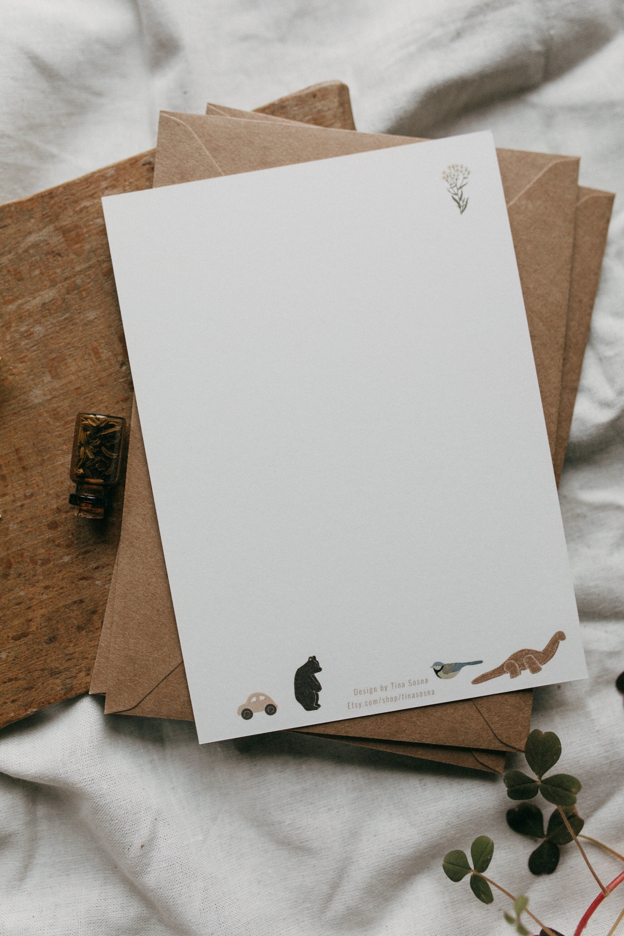 https://i.etsystatic.com/15606479/r/il/7e6e4b/3638323111/il_fullxfull.3638323111_hj9g.jpg