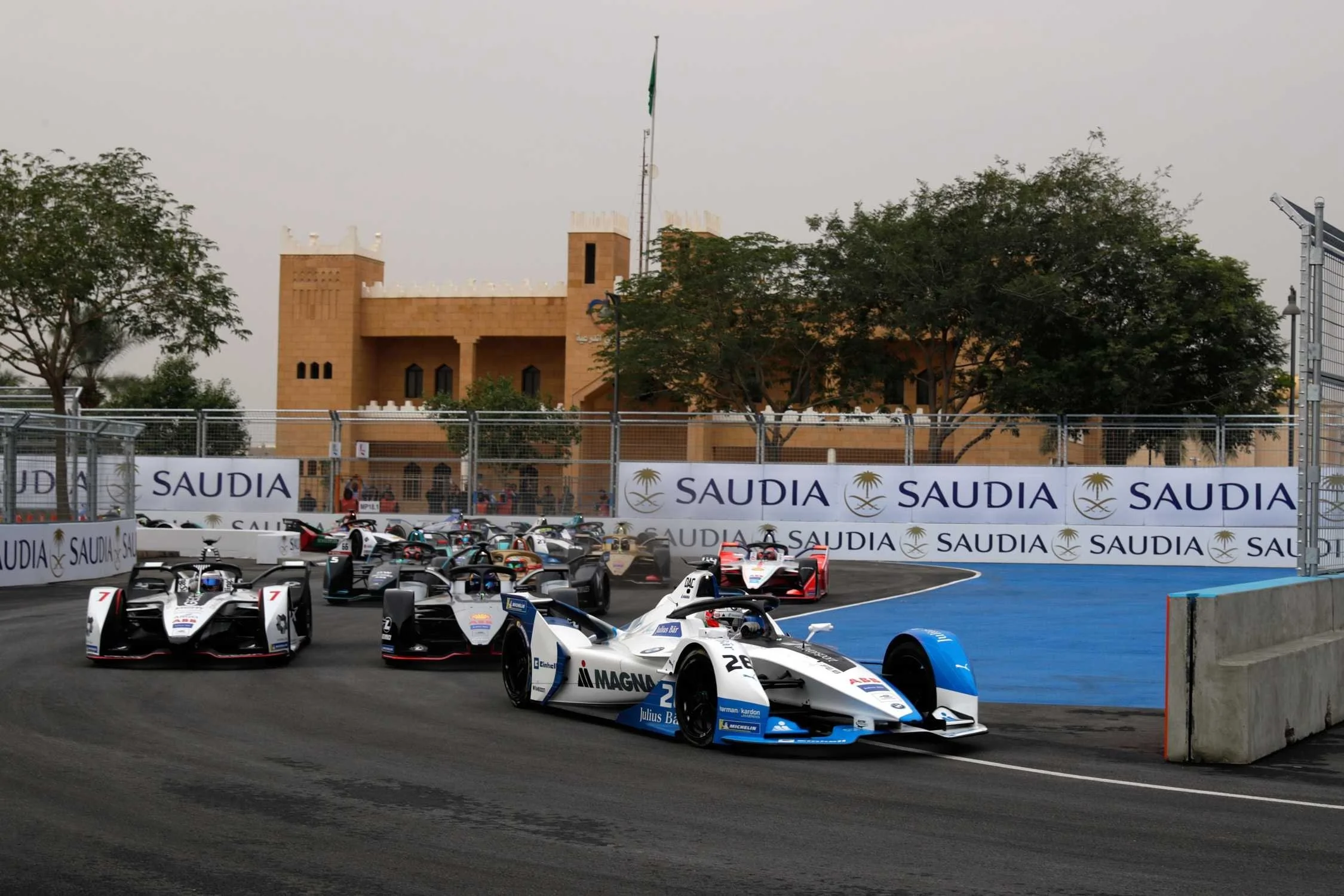 2018_ksa_formula-e_02.jpg