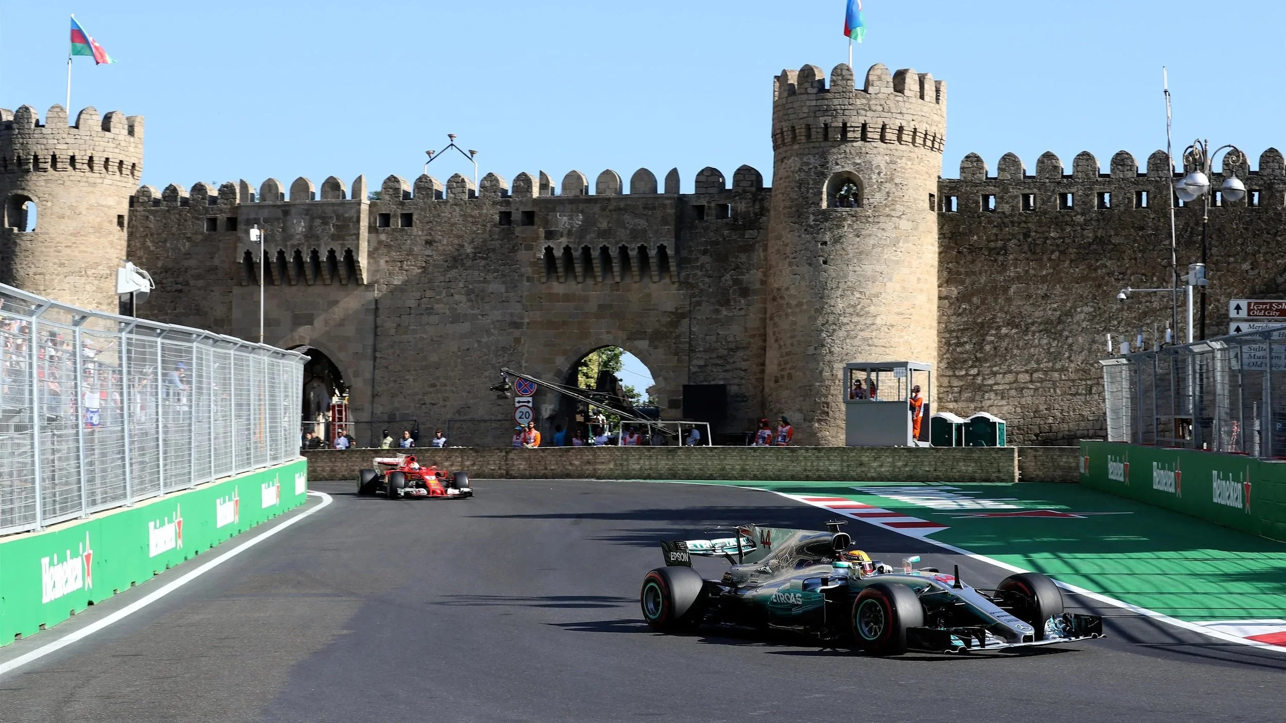 2017_azerbeijao_f1_01.jpg