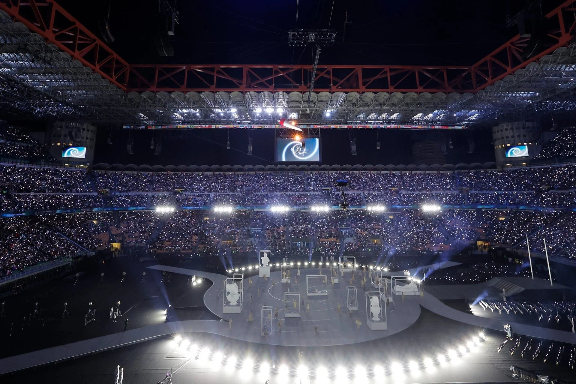 2026_italia_olimpicos_paralimpicos_milano_cortina_02.jpg