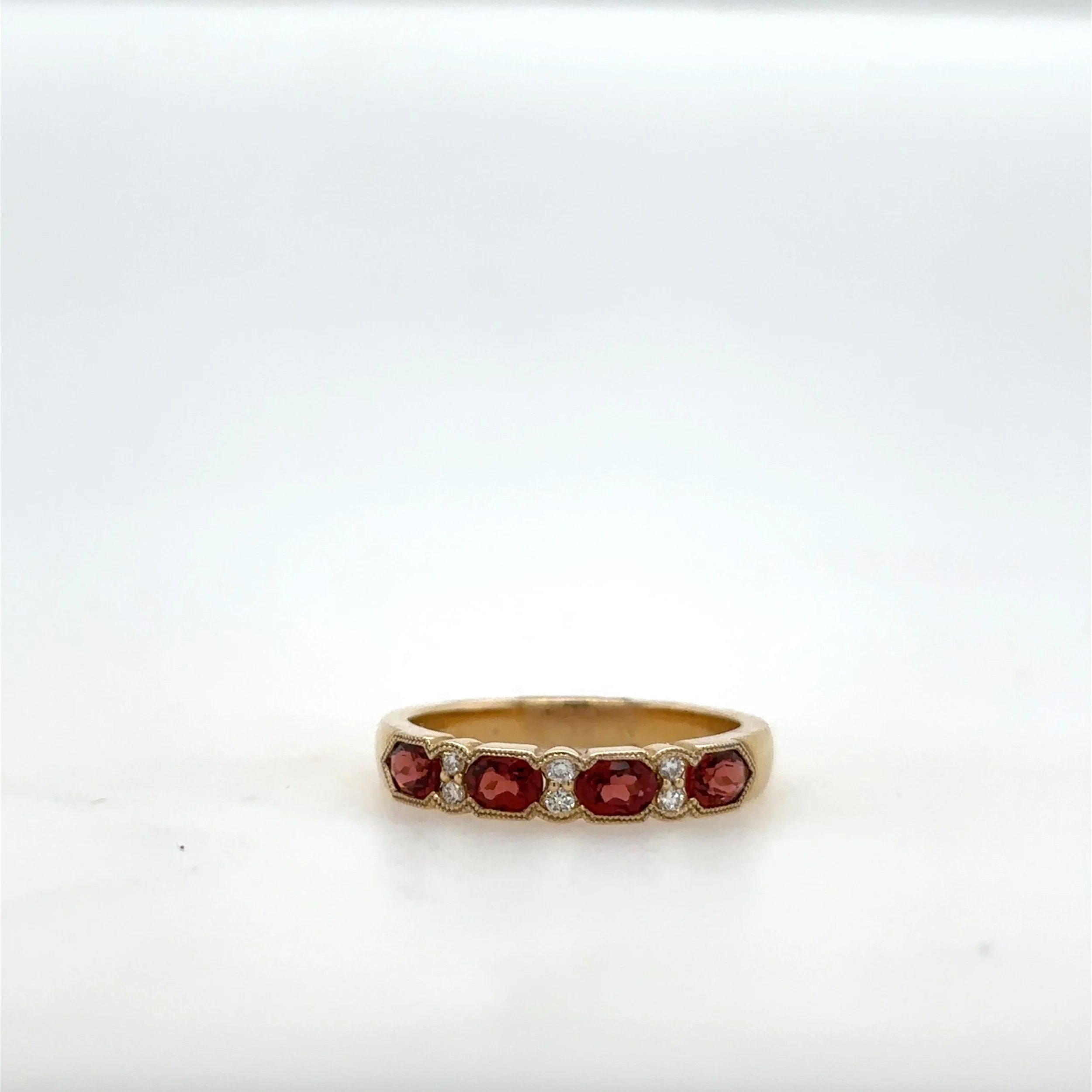 Garnet & Diamond Ring