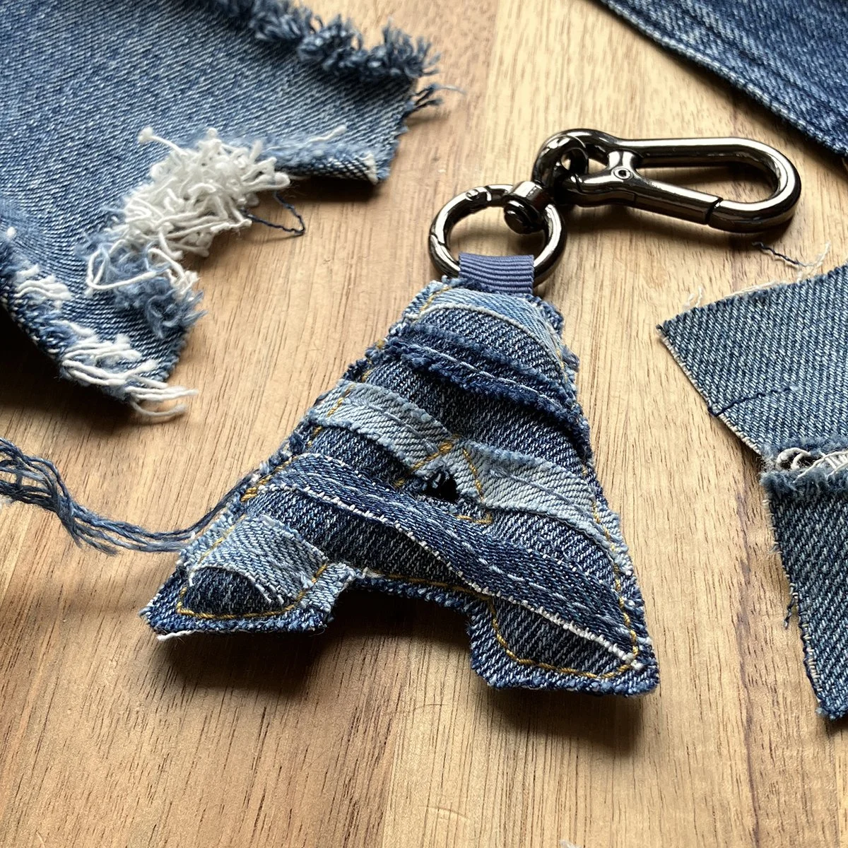 Upcycling Denim Letter Bag CHARM
