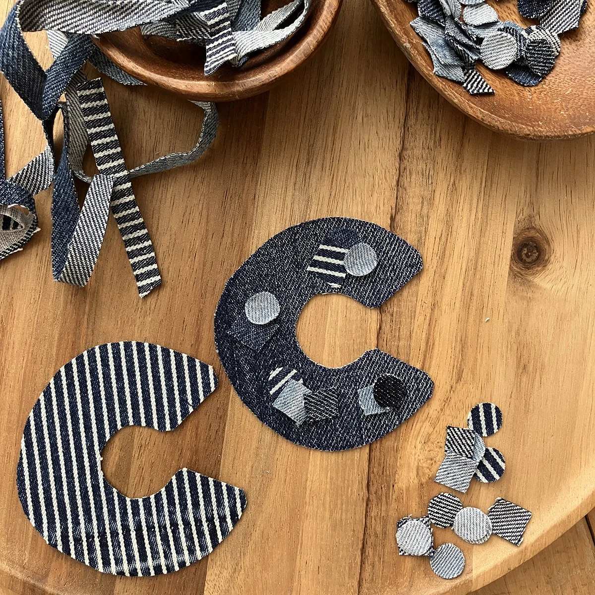 Denim_Letter_CHARM_making_of_C_sq1200.jpg