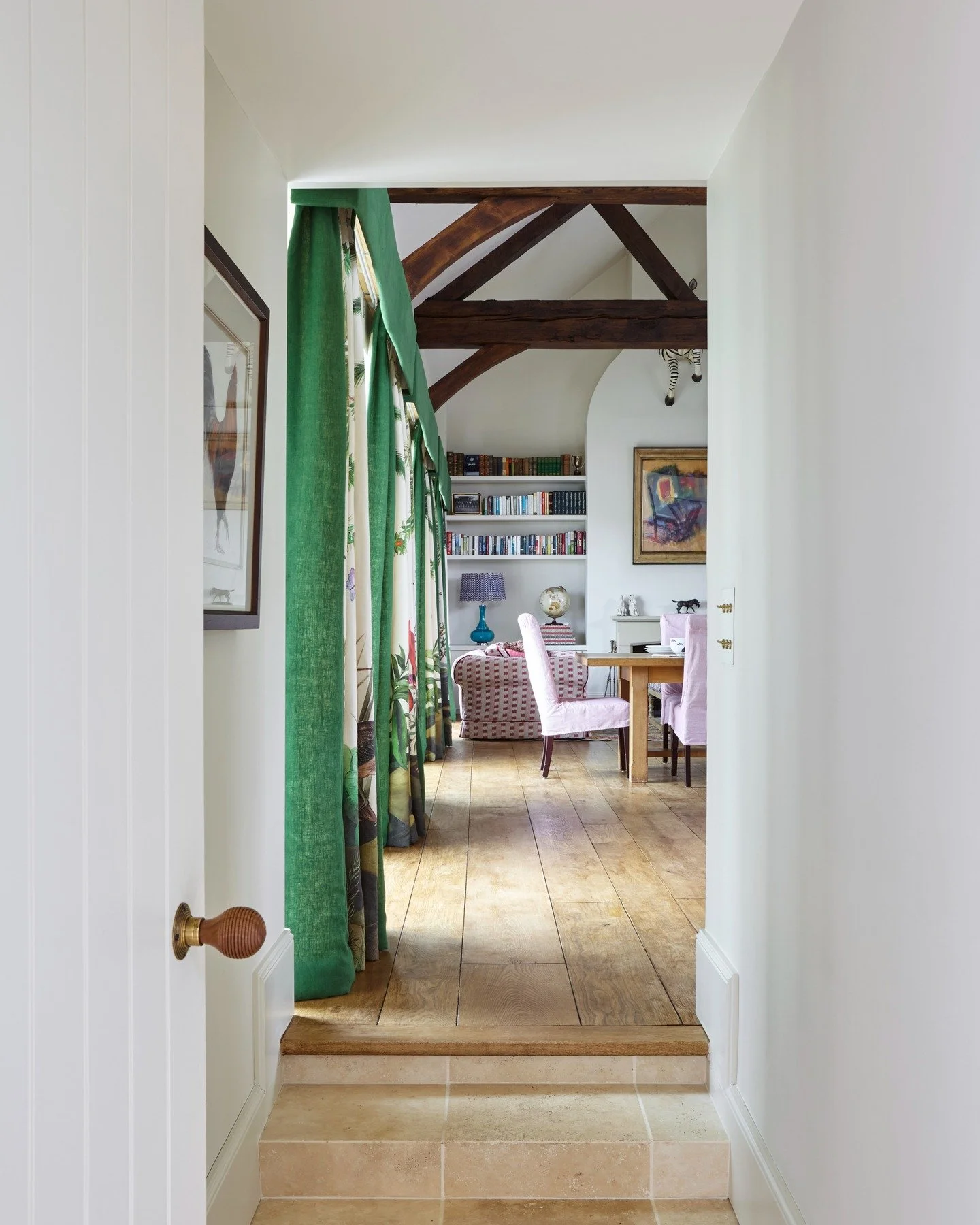 Sneak Peak through our converted barn. Swipe for before.

📸 @alexanderjamesphoto