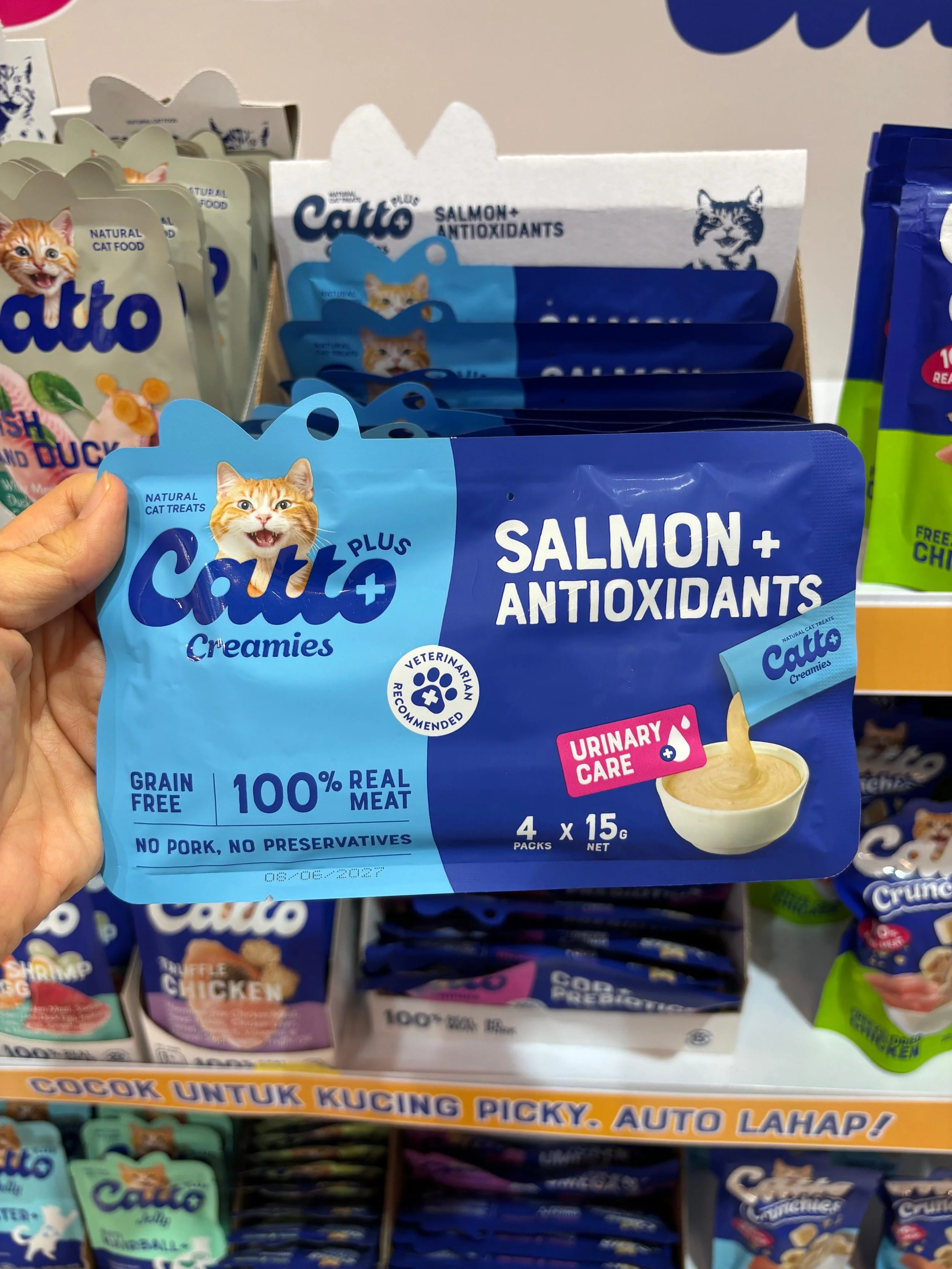 Catto Salmon.JPG