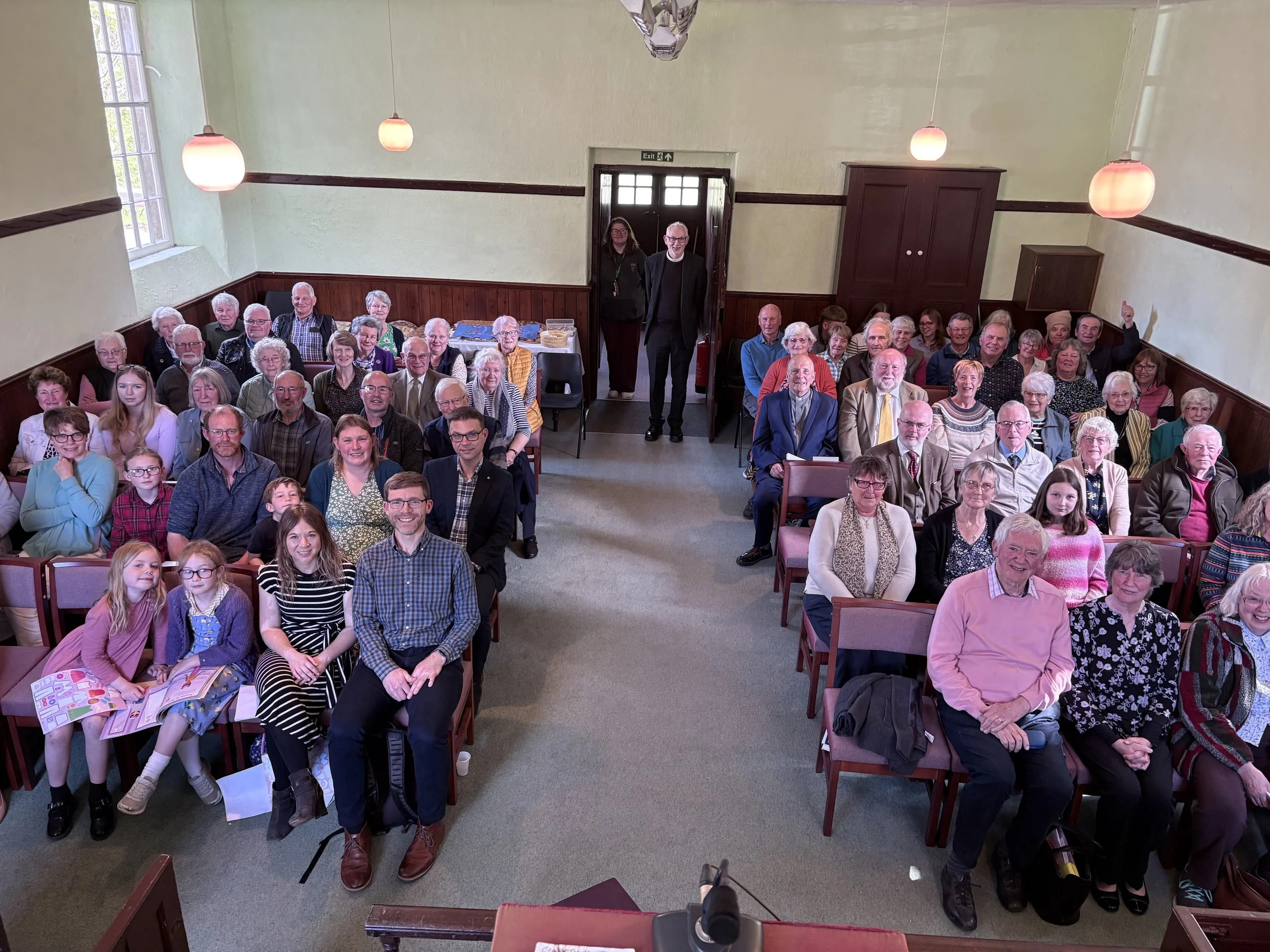  The congregation for this special service 