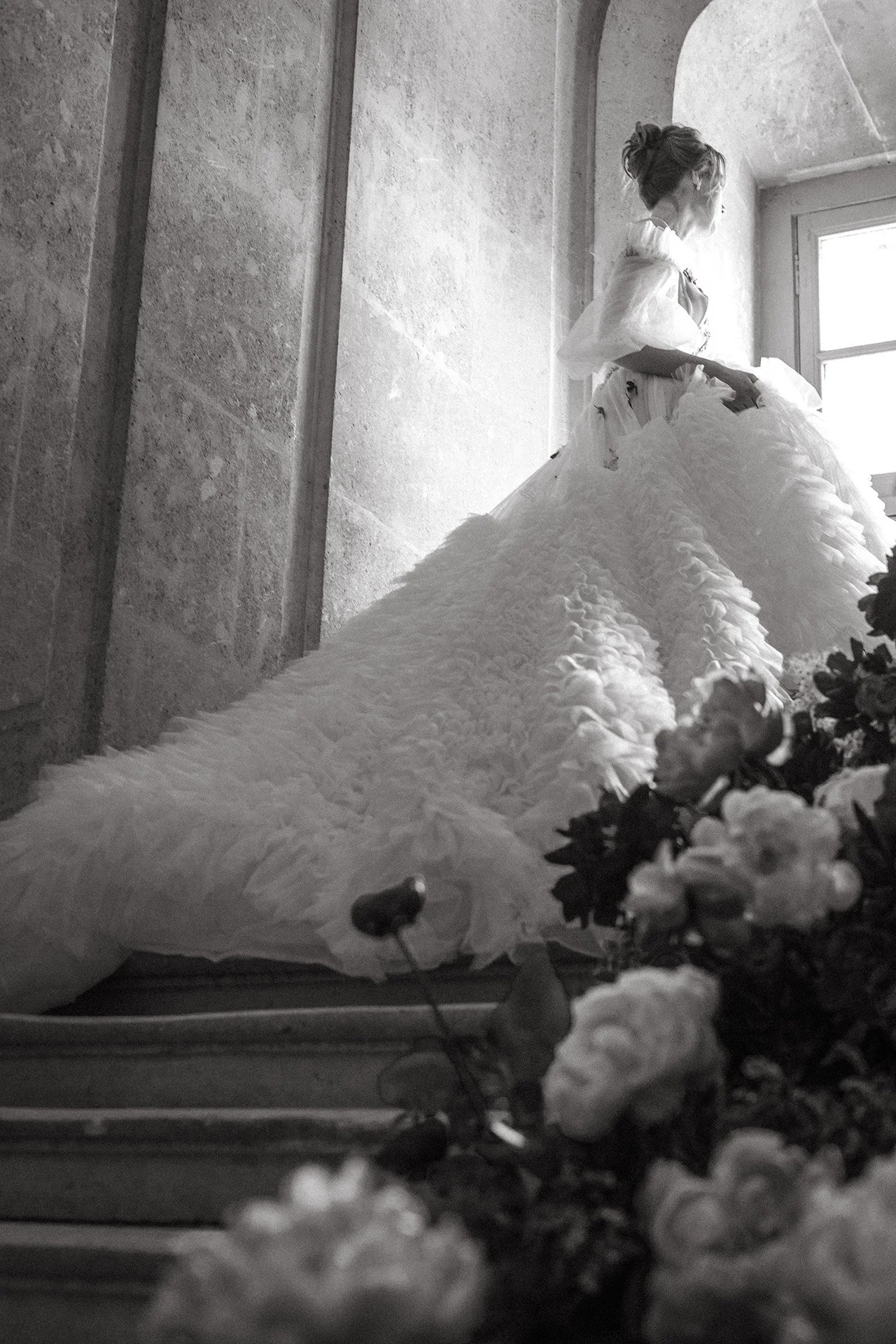bridal-editorial-paris-vogue-chateau-11.jpg