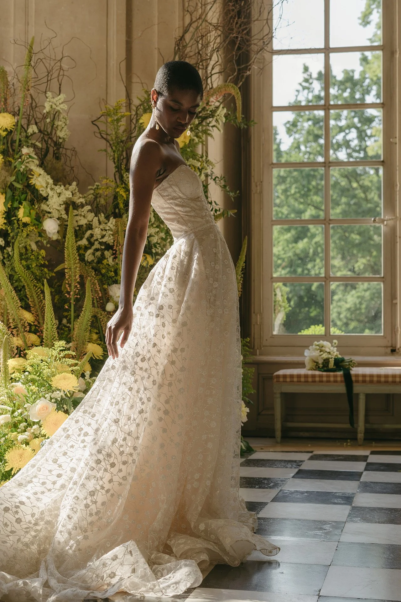 bridal-editorial-paris-chateau-foyer-window-yellow-flower-38.jpg