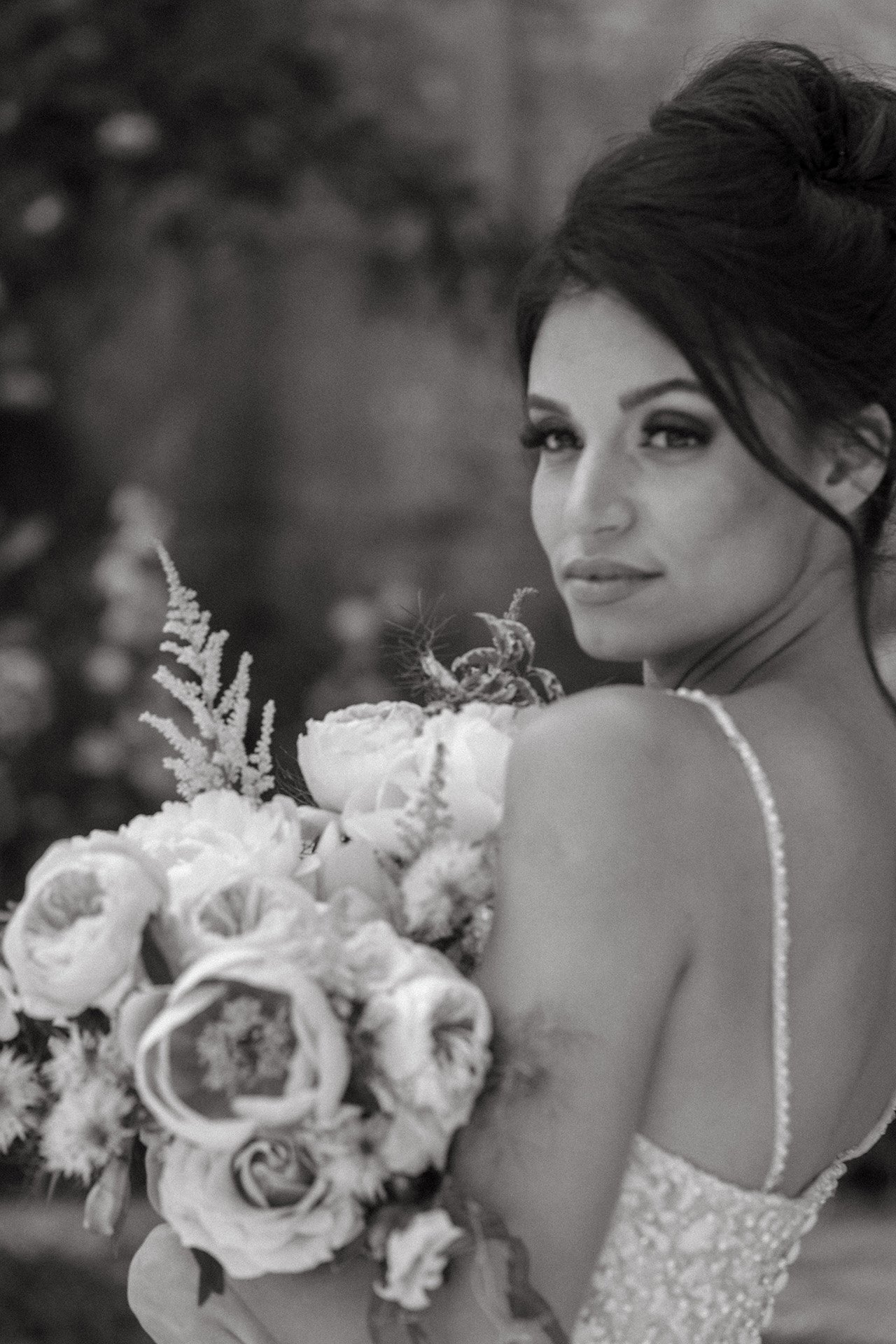 wedding-paris-chateau-steps-italian-bride-9.jpg