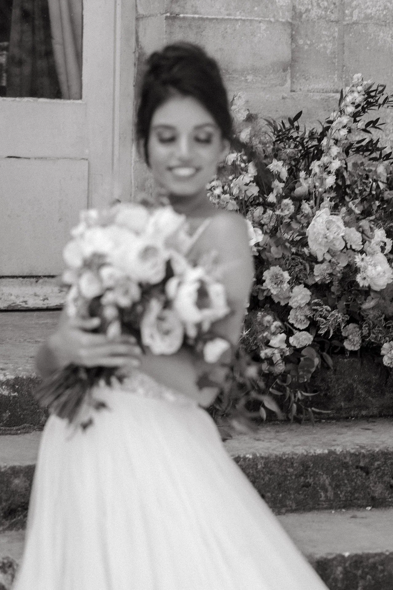wedding-paris-chateau-steps-italian-bride-17.jpg