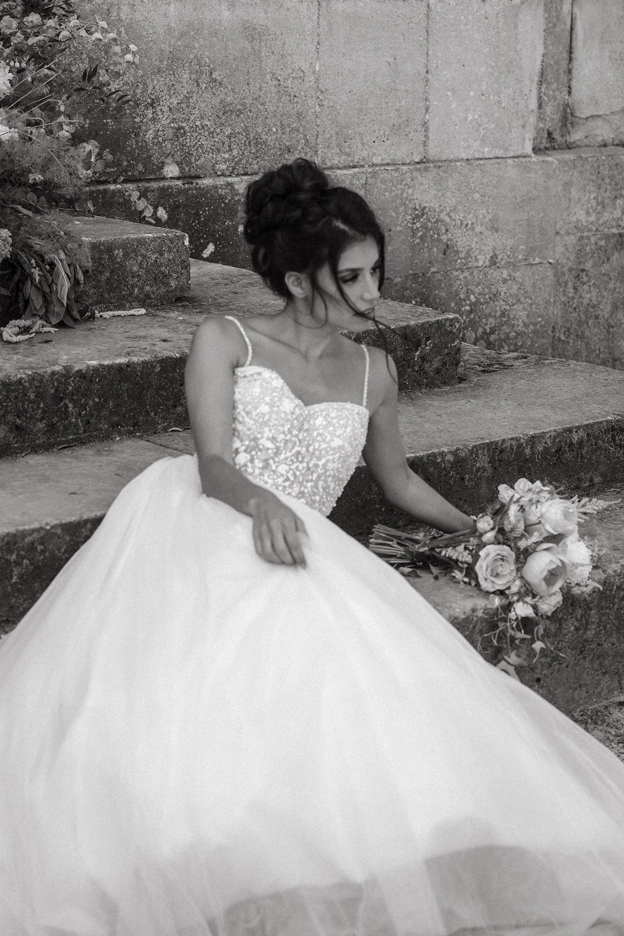 wedding-paris-chateau-steps-italian-bride-18.jpg