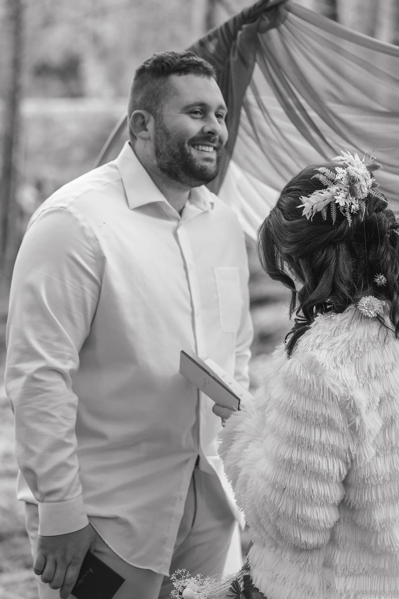 elopement-northbend-aframe-ceremony-10.jpg