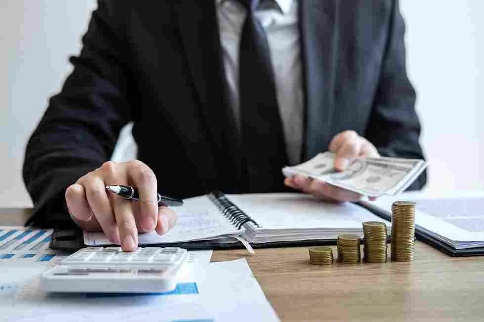How Do Segregated Funds Work? The Mechanics Canadian Healthcare Professionals Should Understand