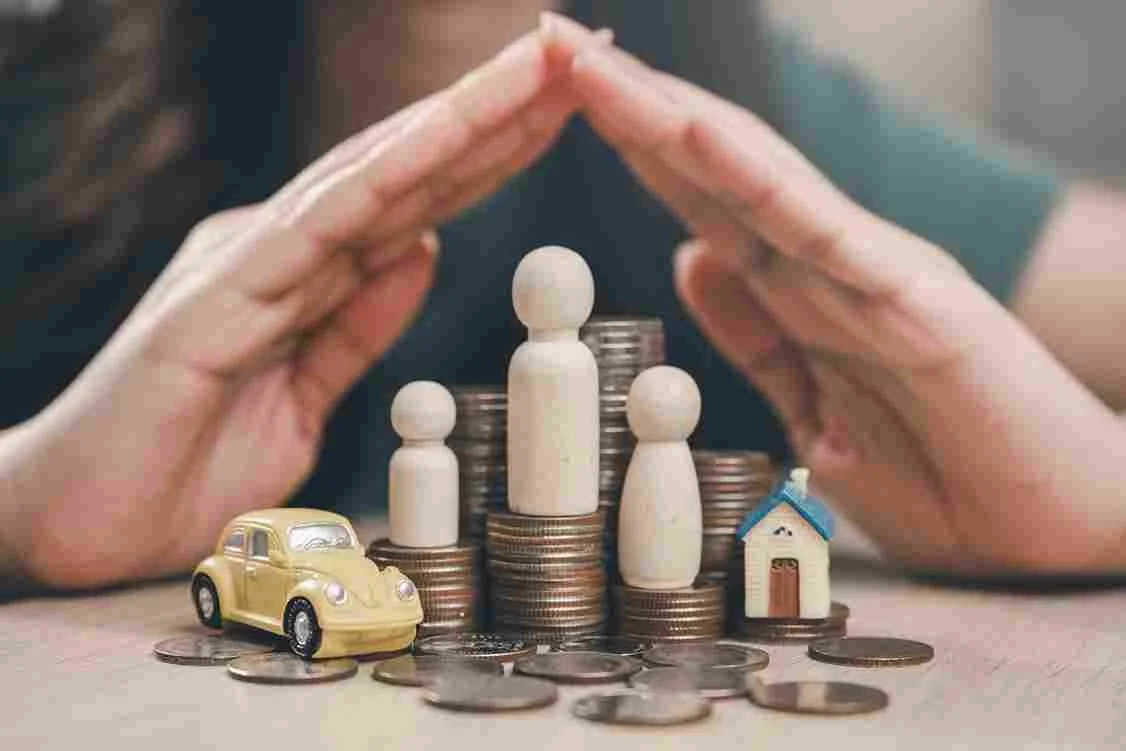 How Do Segregated Funds Work? A Plain-English Guide