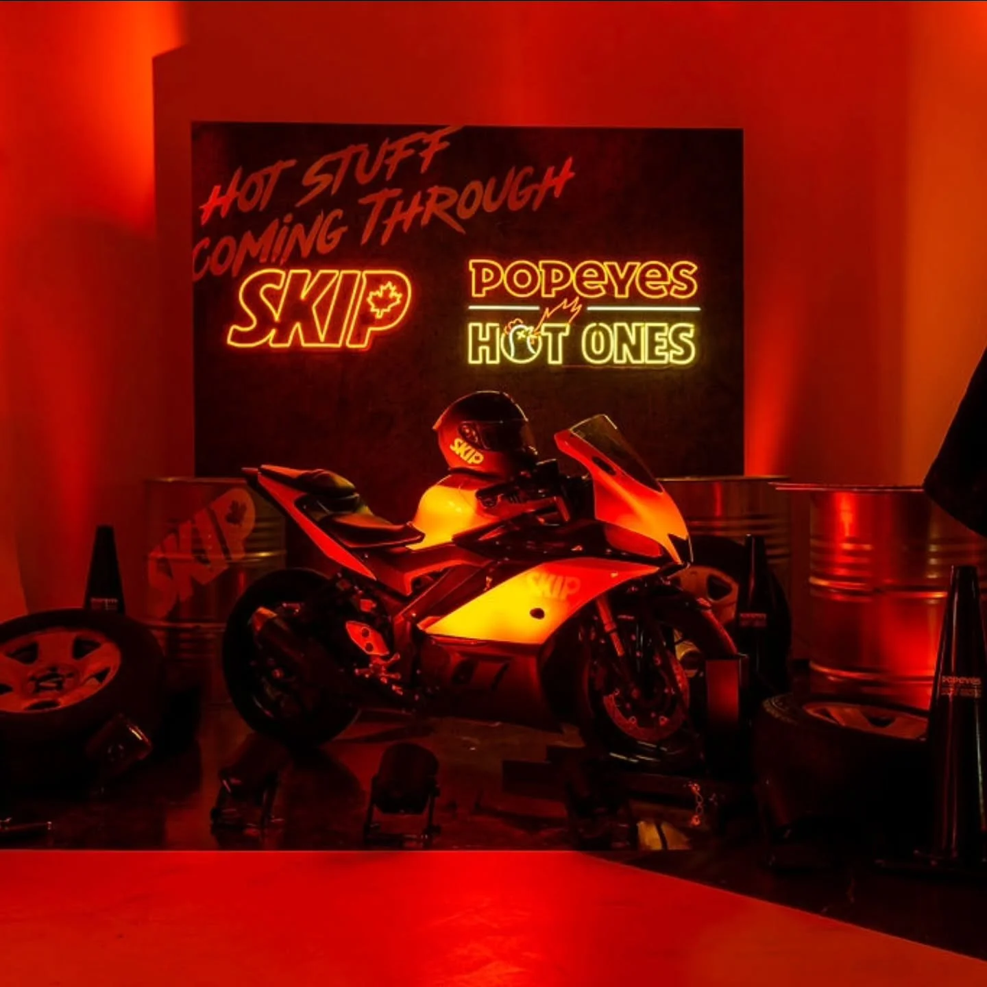 The need for speed 🏍 This photo moment captured the thrill and effortless convenience that Skip represents - with a fully branded motorcycle, glowing neon logos, and a gritty, back-alley backdrop.

Design and Production @madbashgrp 
Photography @art