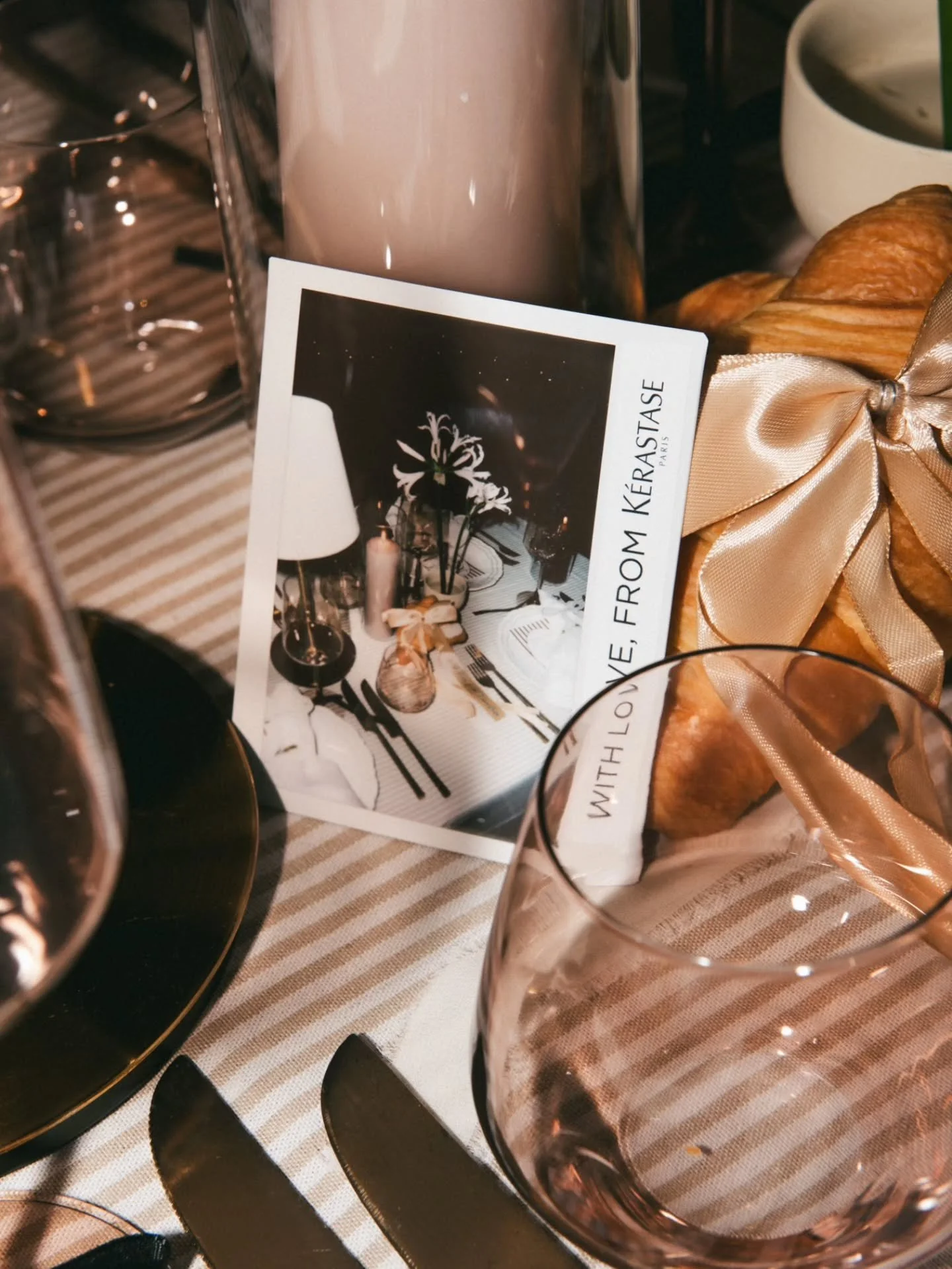 To elevate the holiday experience, guests were welcomed by a live string duo and a branded K&eacute;rastase gift-wrapping station, where a calligrapher handwrote personalized gift cards.

Event Design and Management @madbashgrp 
Planning, Strategy, a