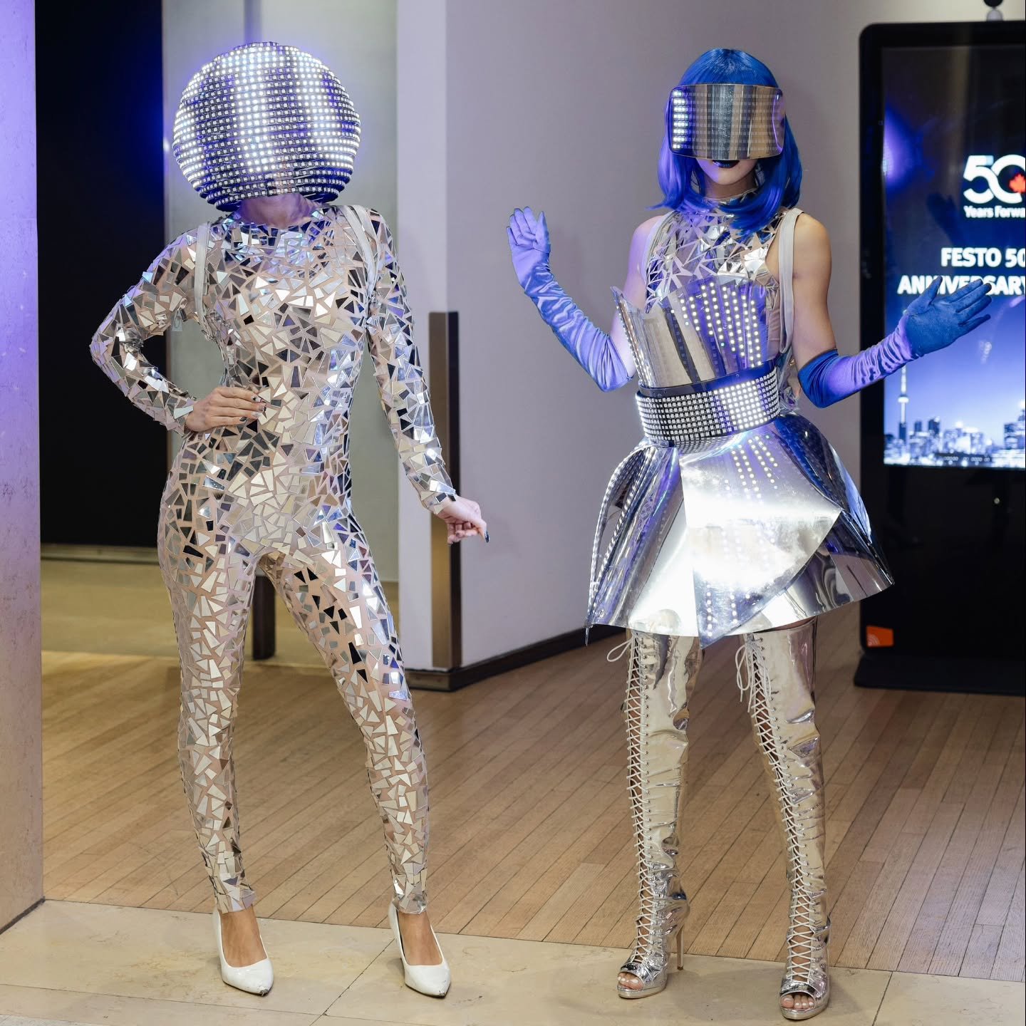 For a company defined by technological innovation, we went all-in with futuristic entertainment for their 50th anniversary!

Event Management @madbashgrp 
Performers @theideahunter
ArtBOT @innovisionbooth
Photos: Indigo Events
