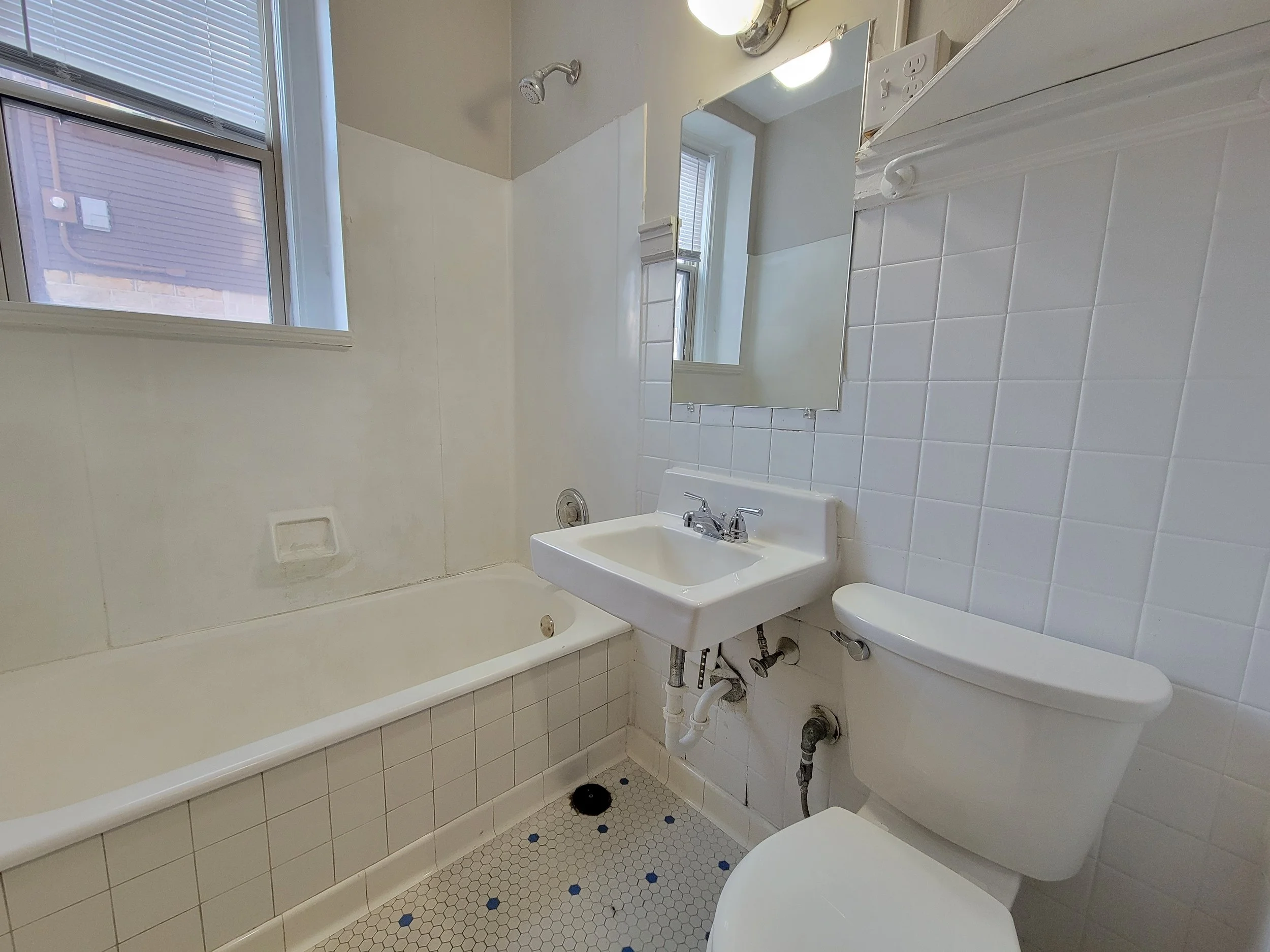 Raymond Apartments — Black Swan Living