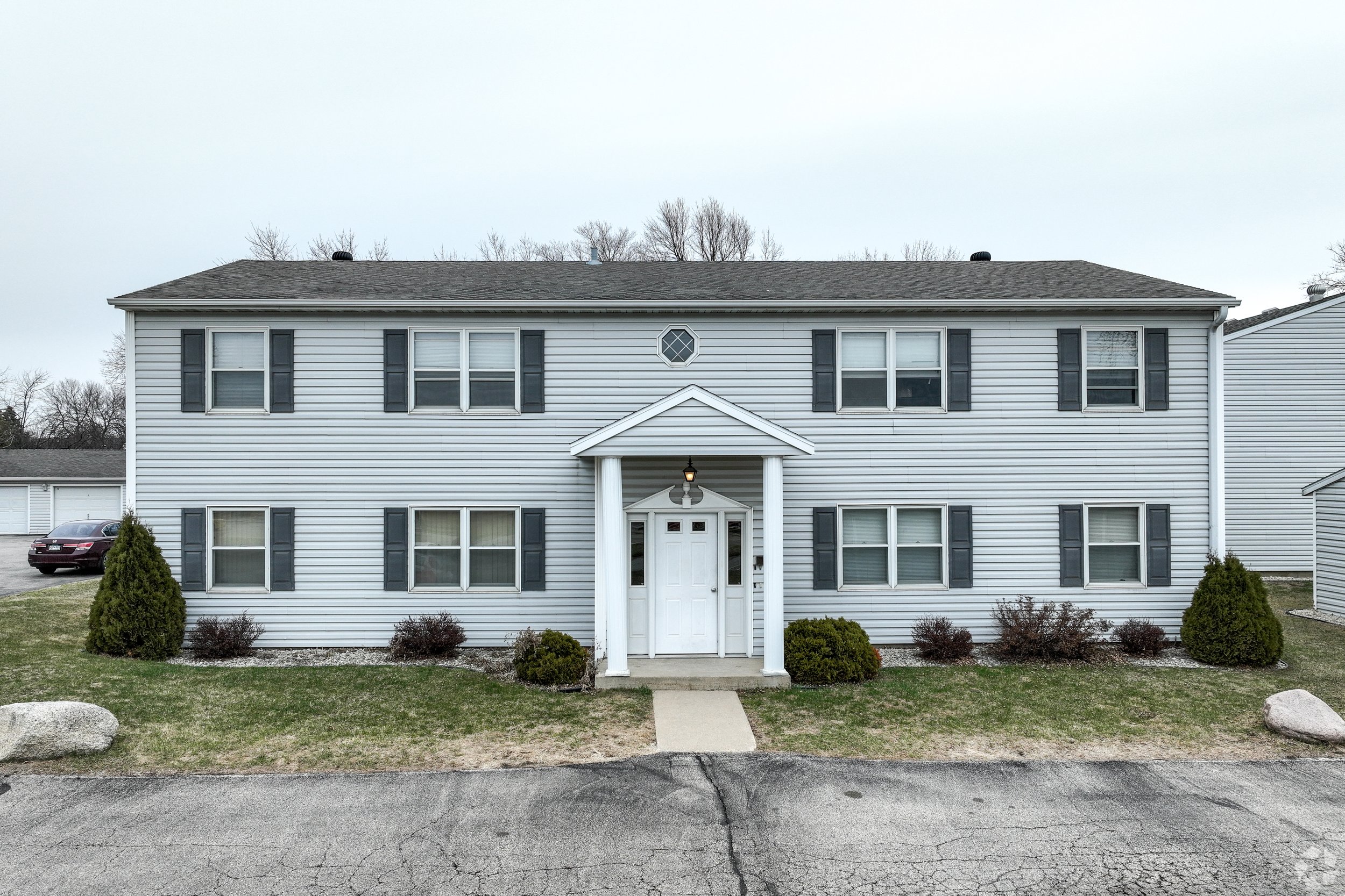 BuildingPhoto (4).jpg