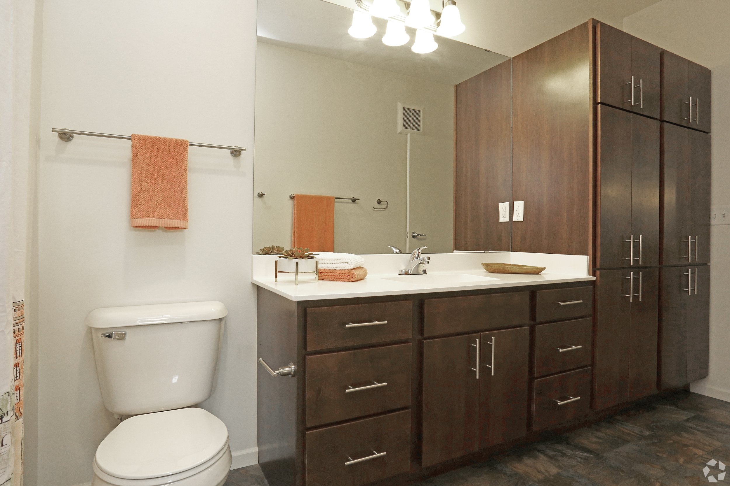 InteriorPhoto (12).jpg