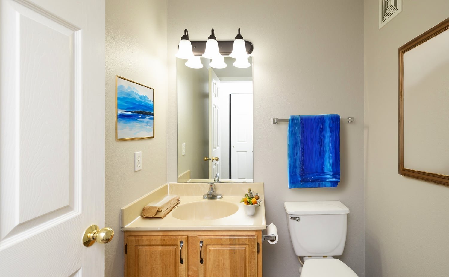 4%2B-%2BBathroom%2B-%2BStandard%2B-%2B3_compressed (1).jpg