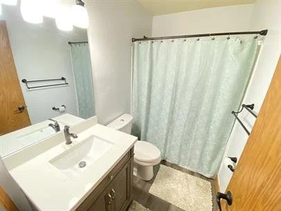 044543d3-a764-44d1-8b05-6ca617f0f3b4.jpg