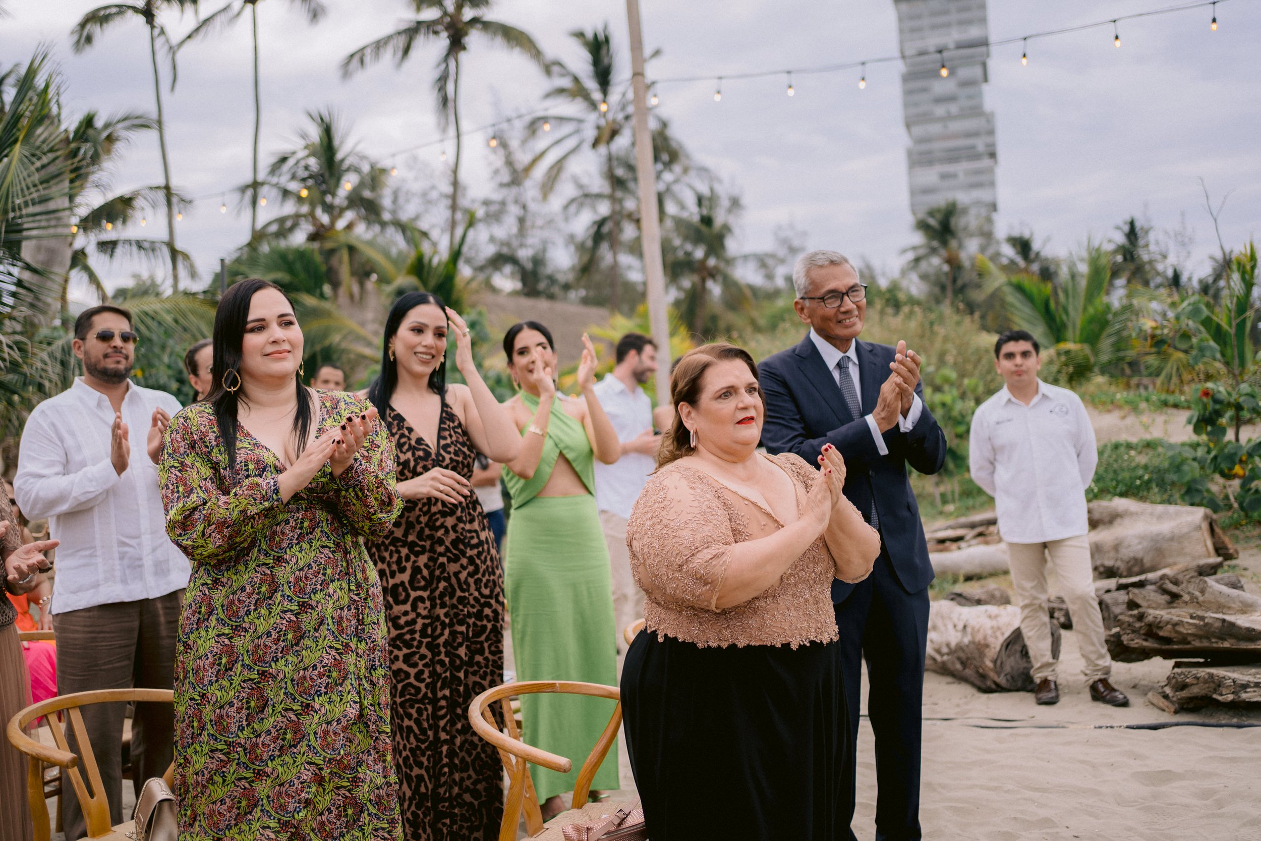 Carla e Iván Wedding Day by Luis Muri Destination Wedding Photographer  in Boca del río Veracruz 00158.JPG