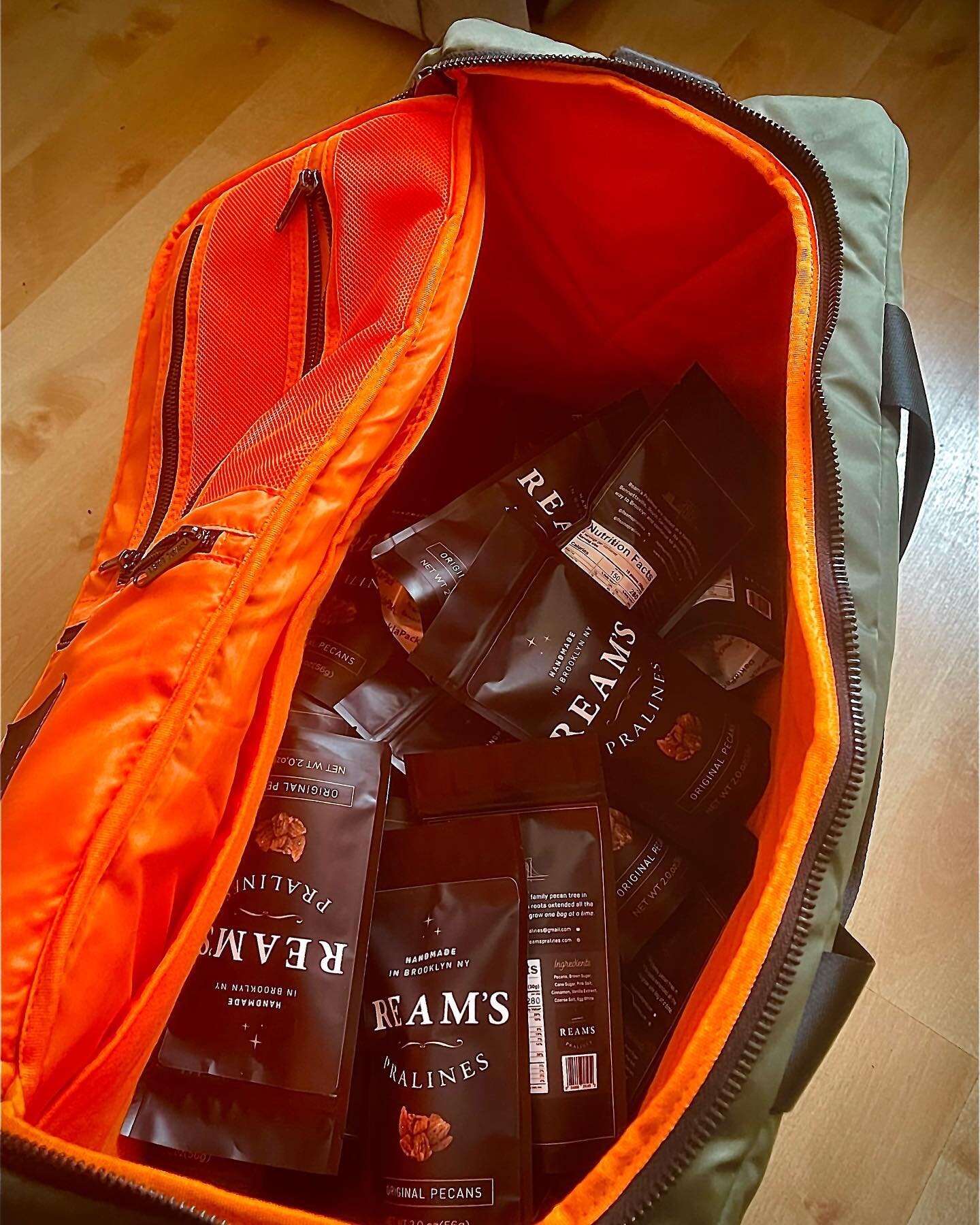 I guess you can say I&rsquo;m in my duffle bag 🤷🏾&zwj;♂️. #moneybag #gettothebag #hustle #black #blackman #man #entrepreneur #snack #treats #pralines #Reamspralines #foodie #blackowned #blackownedbusiness #blackowned #business #businessman #blackbu