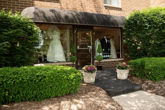 Ashley-And-Alexandrias-Southfield-mi.-Bridal-Atelier-Ultimate-Bridal-Experience