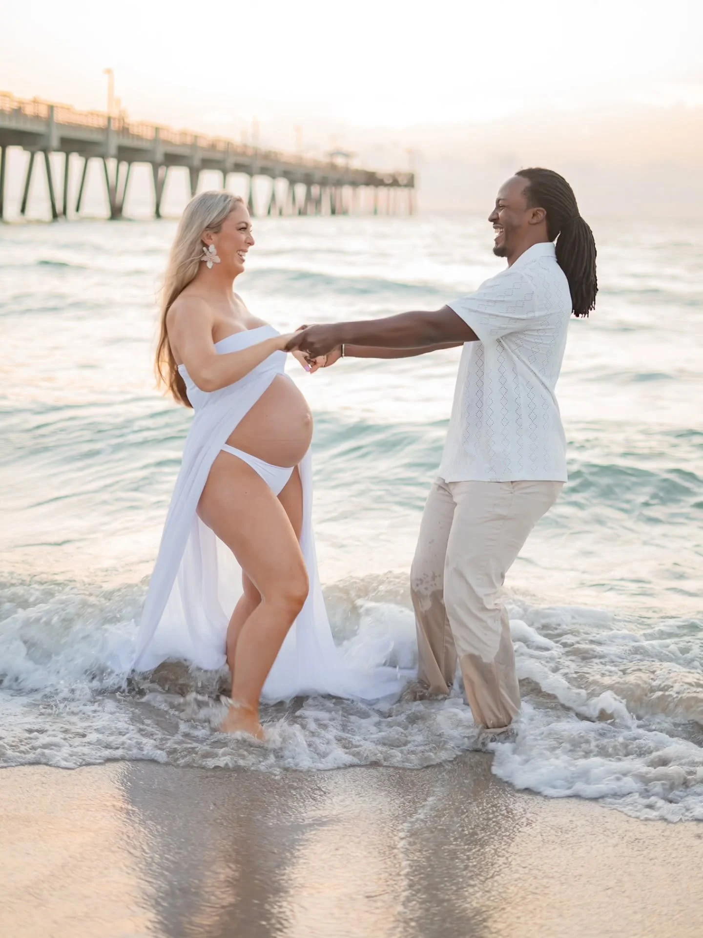 Maternity sessions are the best when you have fun with the ones you love 🩷

Contact me if you're expecting and want photos like this to hold on to this little moment forever 🥹

#FerrallsPhotography #SouthFloridaPhotographer #Photograph #Photographe