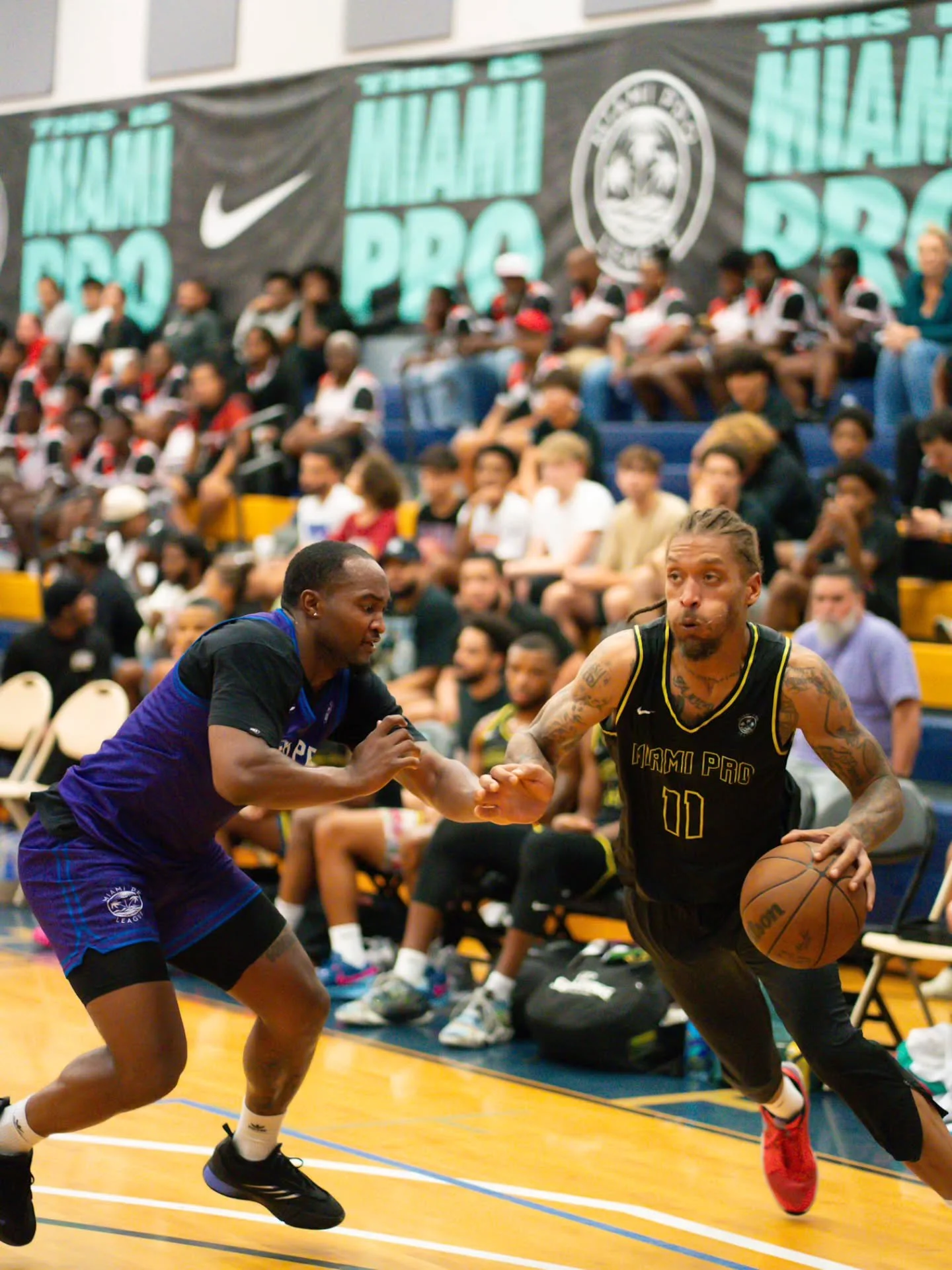 Covered basketball for the first time last night. What a thrill. You can't let your guard down for a second! 🏀 

oaklandpark_elite vs. @wethemones 

#FerrallsPhotography #Photograph #Photographer #Photographers #Photography #Photoshoot #MiamiDadeCou
