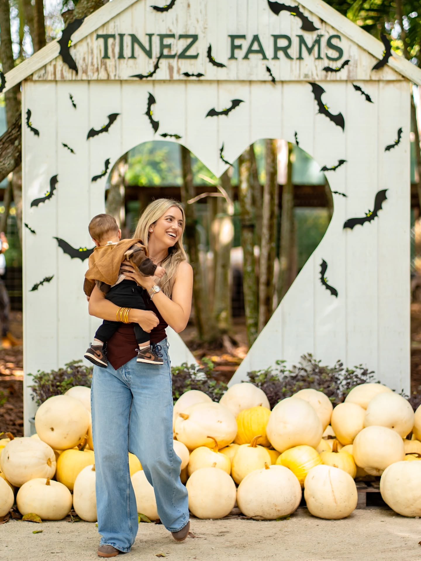 Days like these...🍂🧡

#FerrallsPhotography #Photograph #Photographer #Photography #Photoshoot #PhotoshootSession #FamilySession #FamilySessionPhotographer #SouthFloridaPhotographer #GoldenHour #FallMiniSessions #FallMinis #Fall #Autumn #Pumpkin #Pu