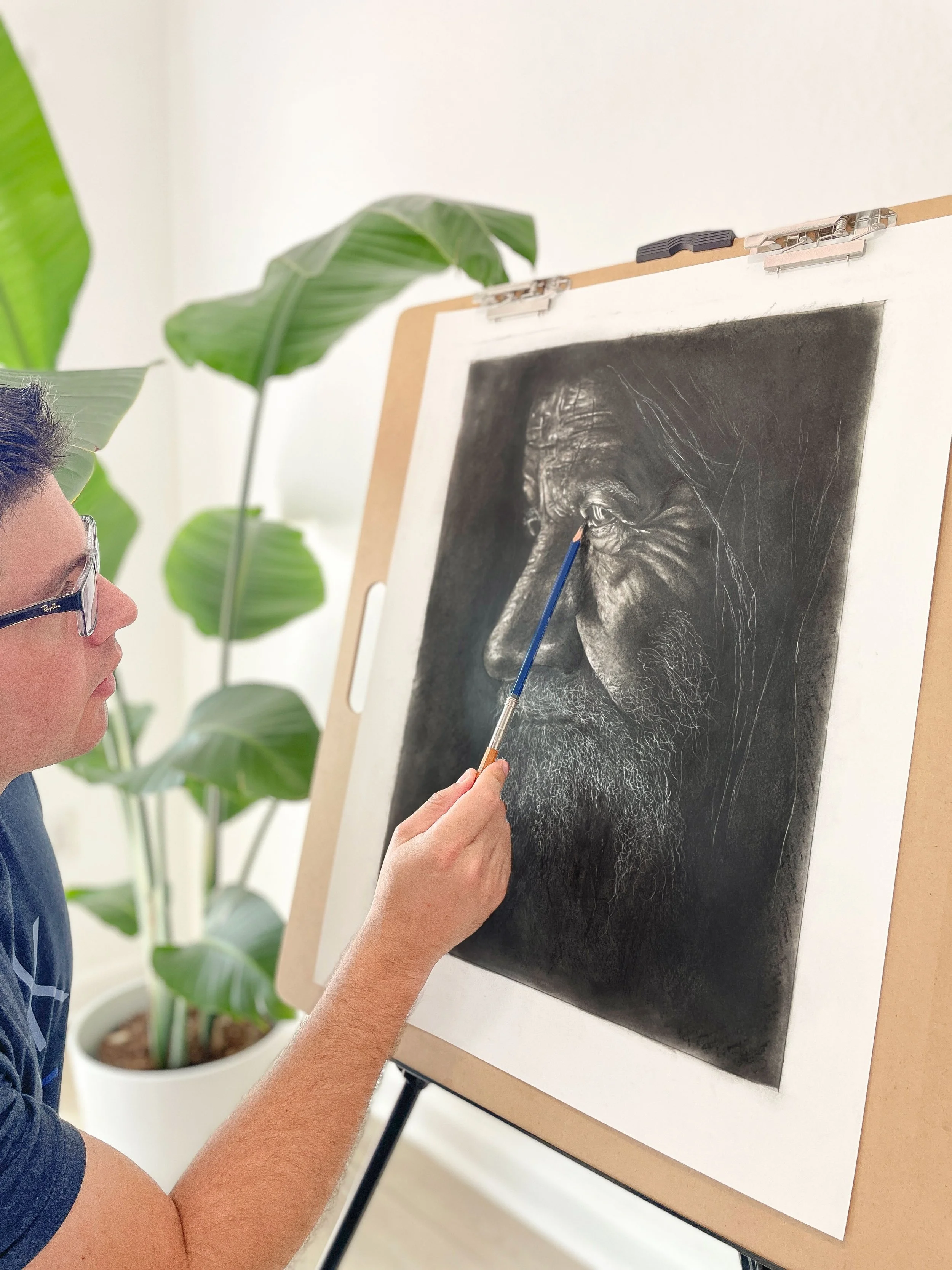 Alex Ginard shares his journey as artist.