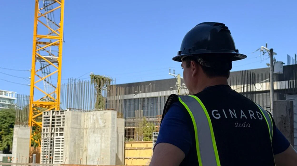 At Ginard Studio, we routinely generate on-site sketches and construction clarifications to resolve conditions immediately — aligned with how the building is actually being assembled.