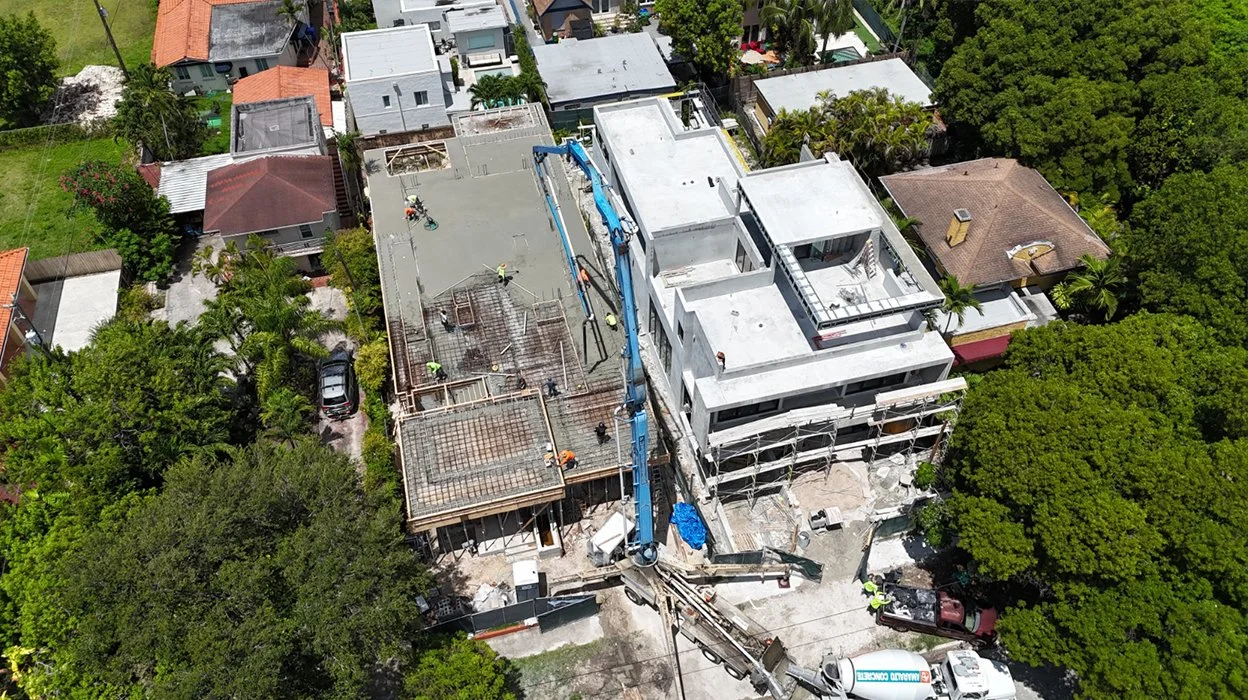 Villa Serena - Following demolition, site preparation, foundation work, and the completion of the slab-on-grade, the project has now reached another important milestone: the first floor structure is taking shape.