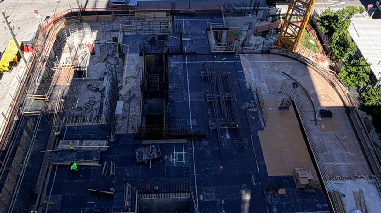 Construction progress at Smart Brickell Luxe in Brickell, Miami as crews prepare for the mezzanine slab concrete pour.