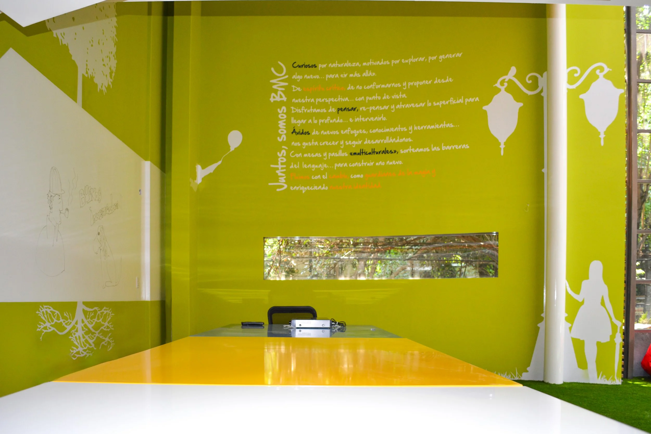 Through the strategic use of straight lines and accent lighting, we successfully unify a variety of irregular shapes, seamlessly connecting ceilings, walls, and furniture into a coherent design narrative.