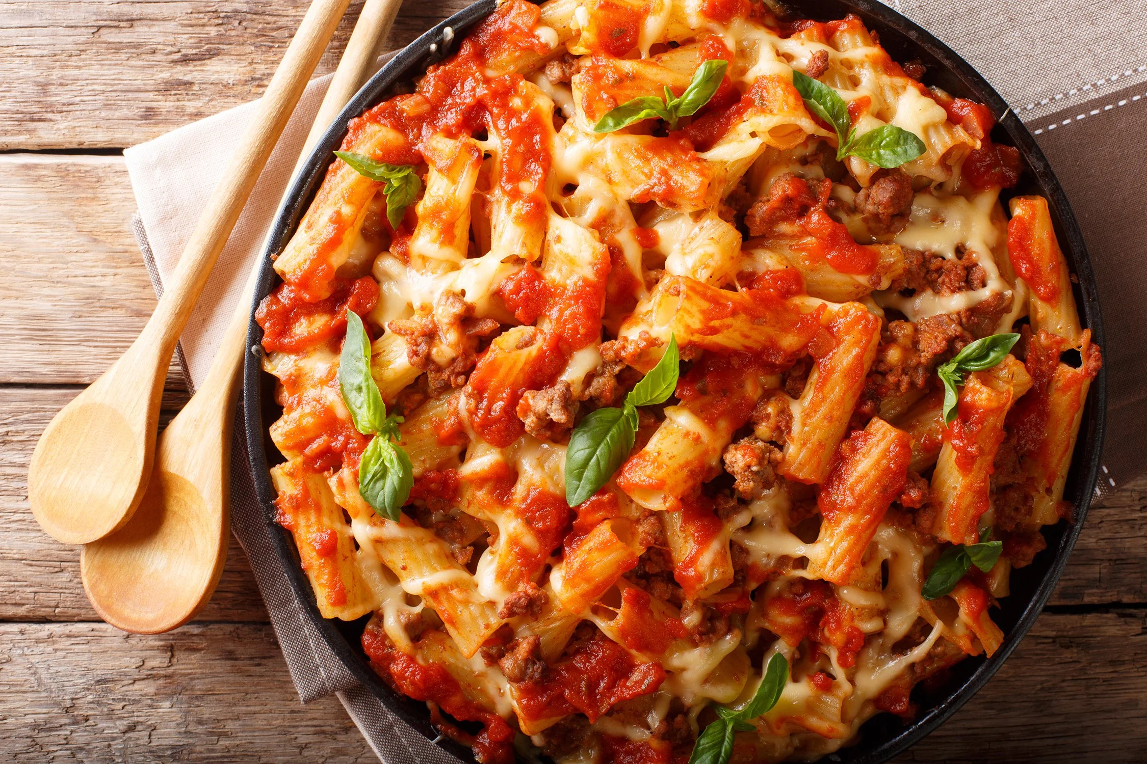 Ziti al horno con solo 6 ingredientes