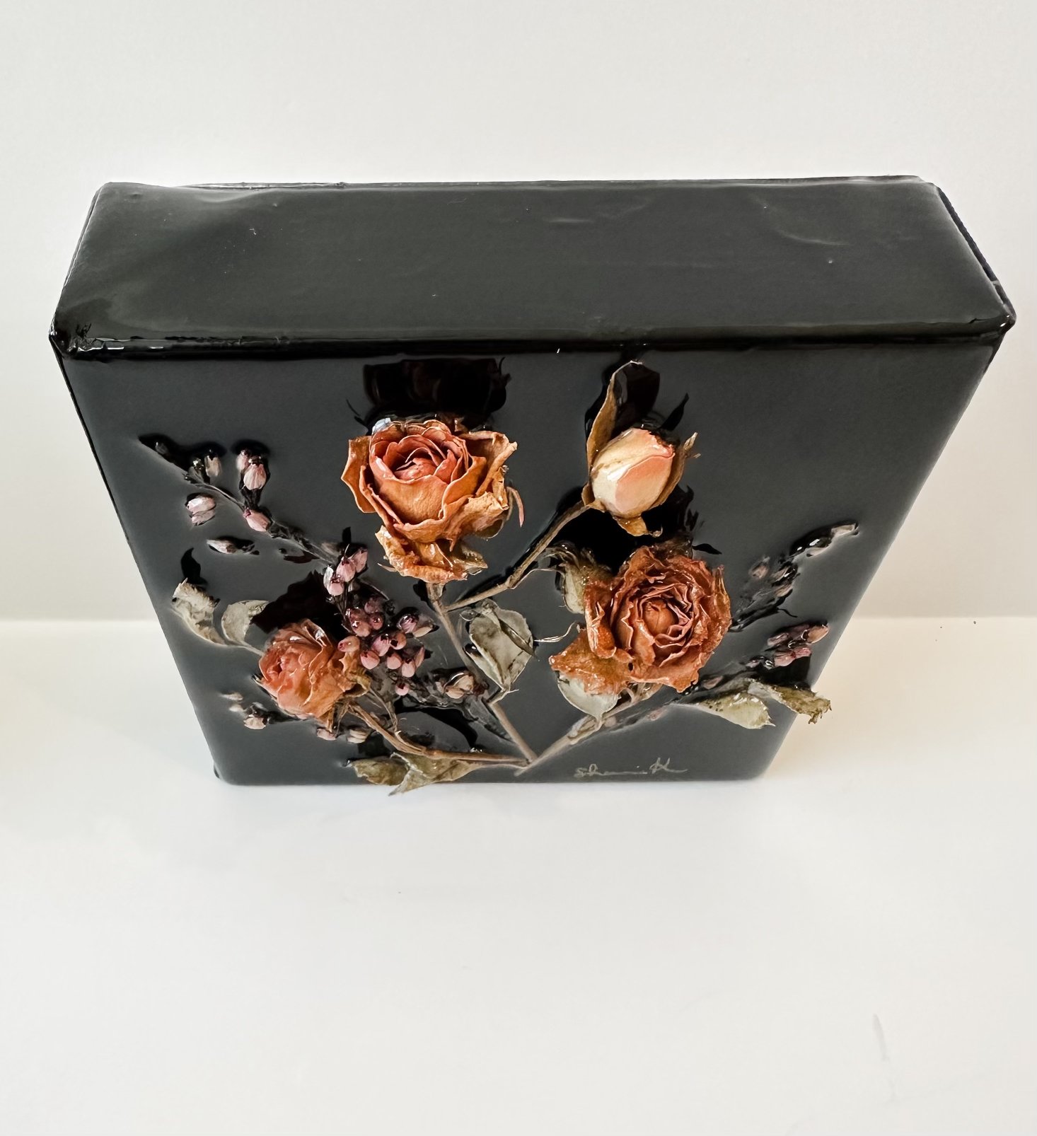 Vintage Roses Mini 2 (above).jpg