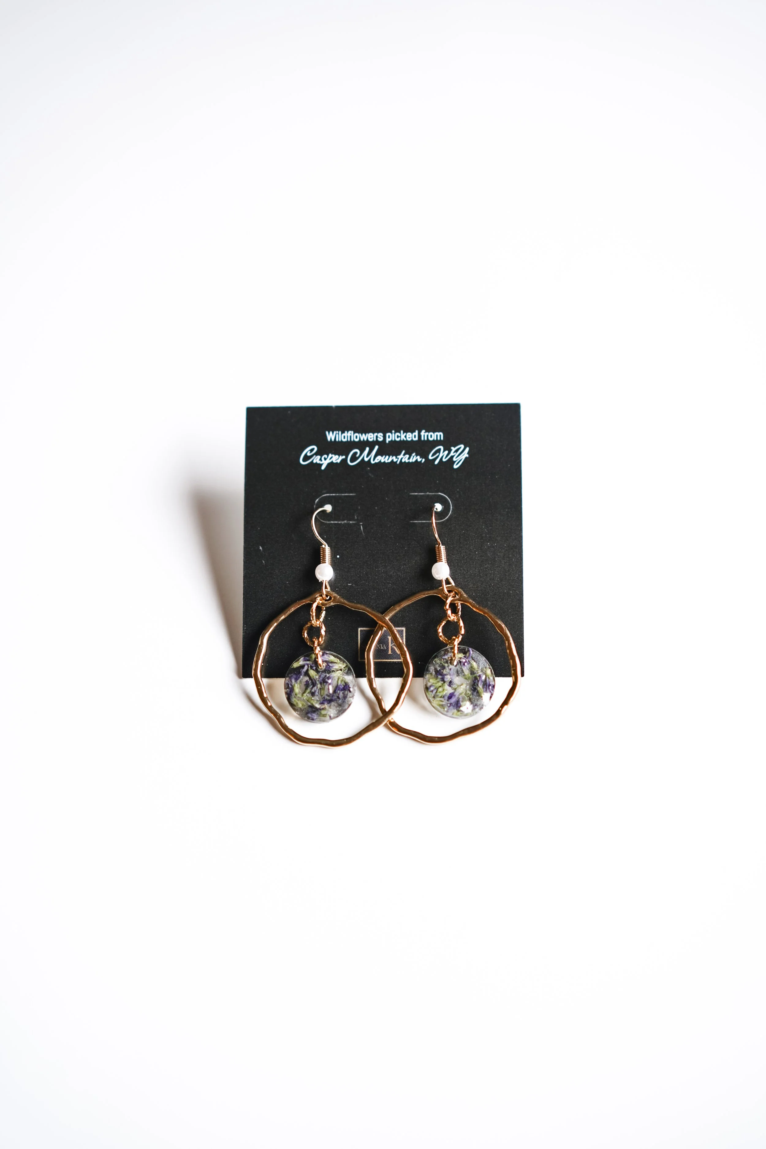 Puprle Flower | Circular Dangle 3.JPG