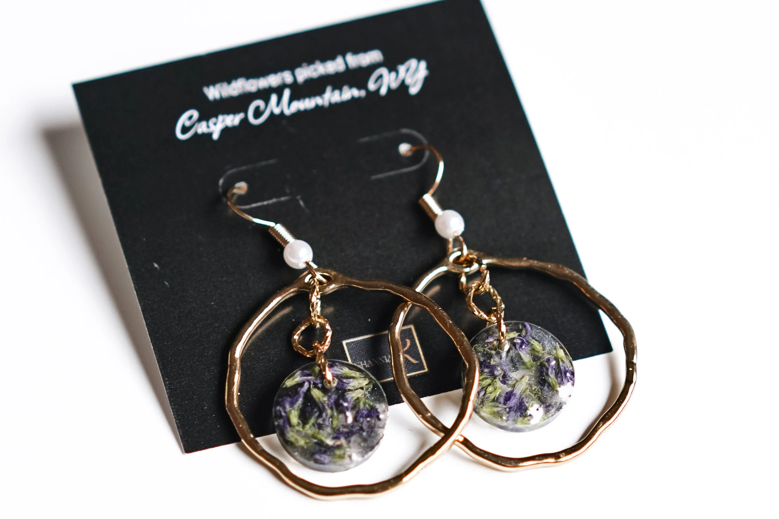 Puprle Flower | Circular Dangle 2.JPG