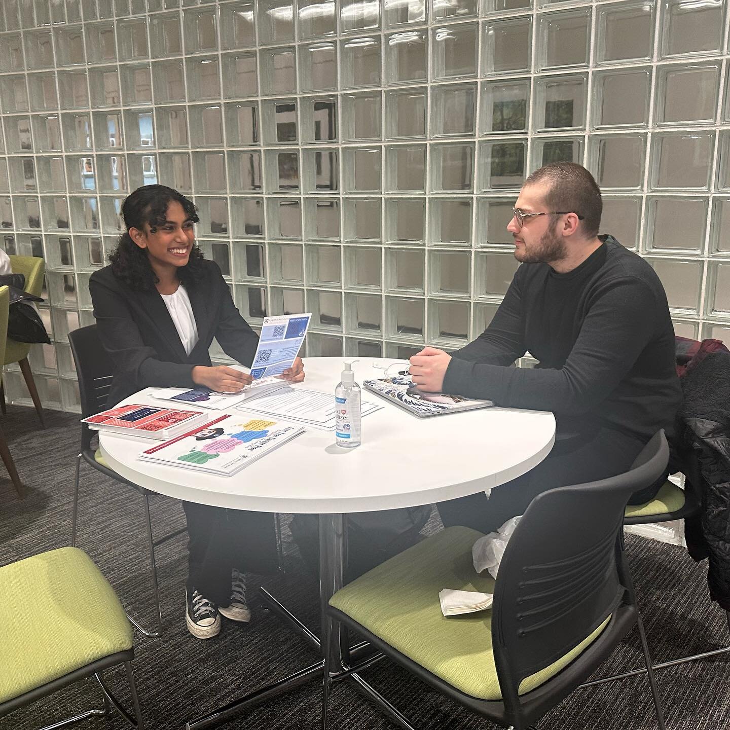 Thanks to everyone who Paused 📒📚 and Posed 📸 with us on Thursday! Huge shout-out to @penncareerserv for helping to organize this! Make sure to be on the lookout for a Part 2 of this event in the spring semester and other events in the coming weeks