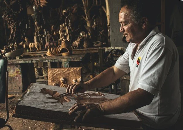 How to Find A Furniture Maker?