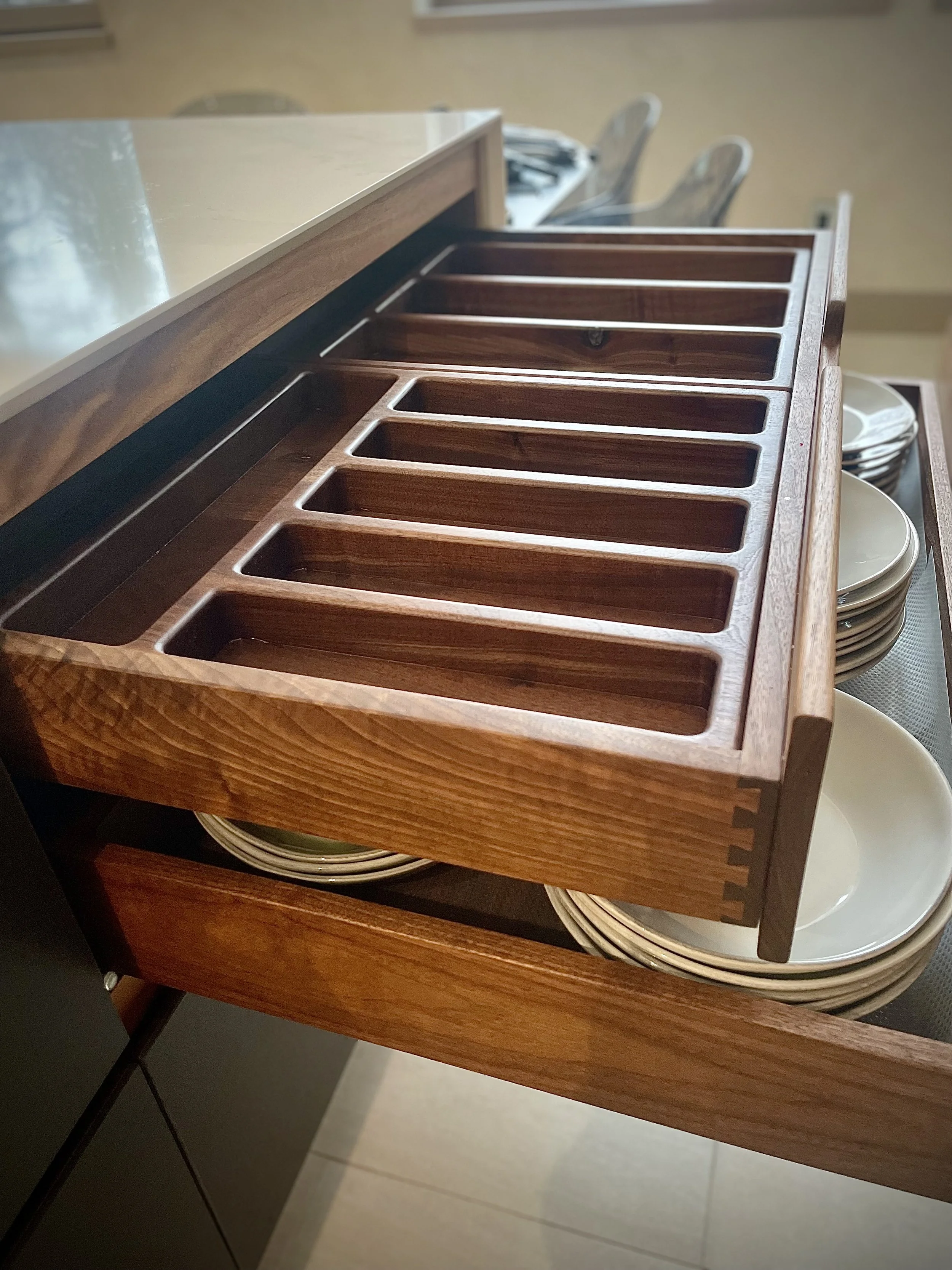 woodencutlarydrawer.jpeg